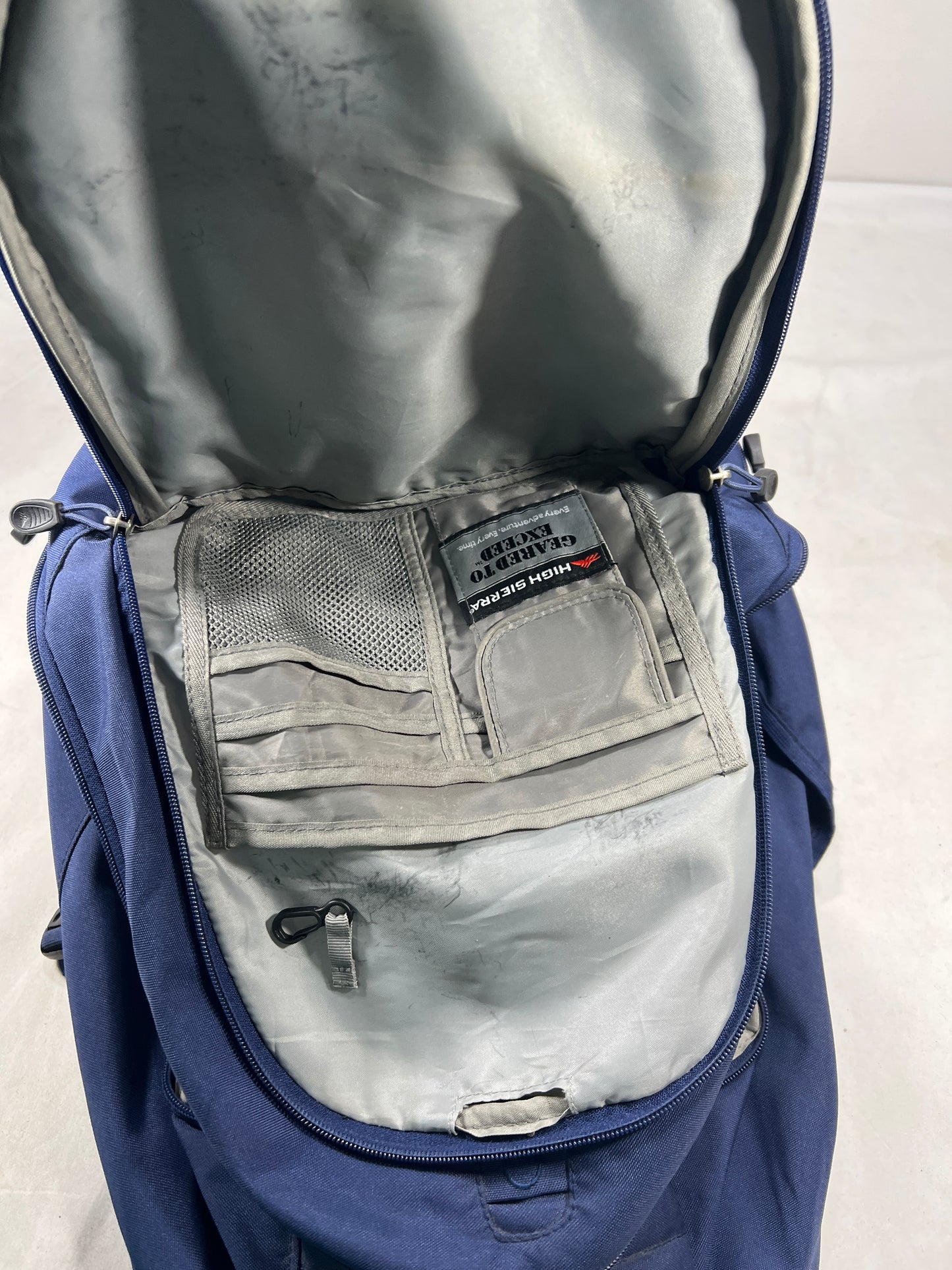 High sierra Trolley bag Title will update soon