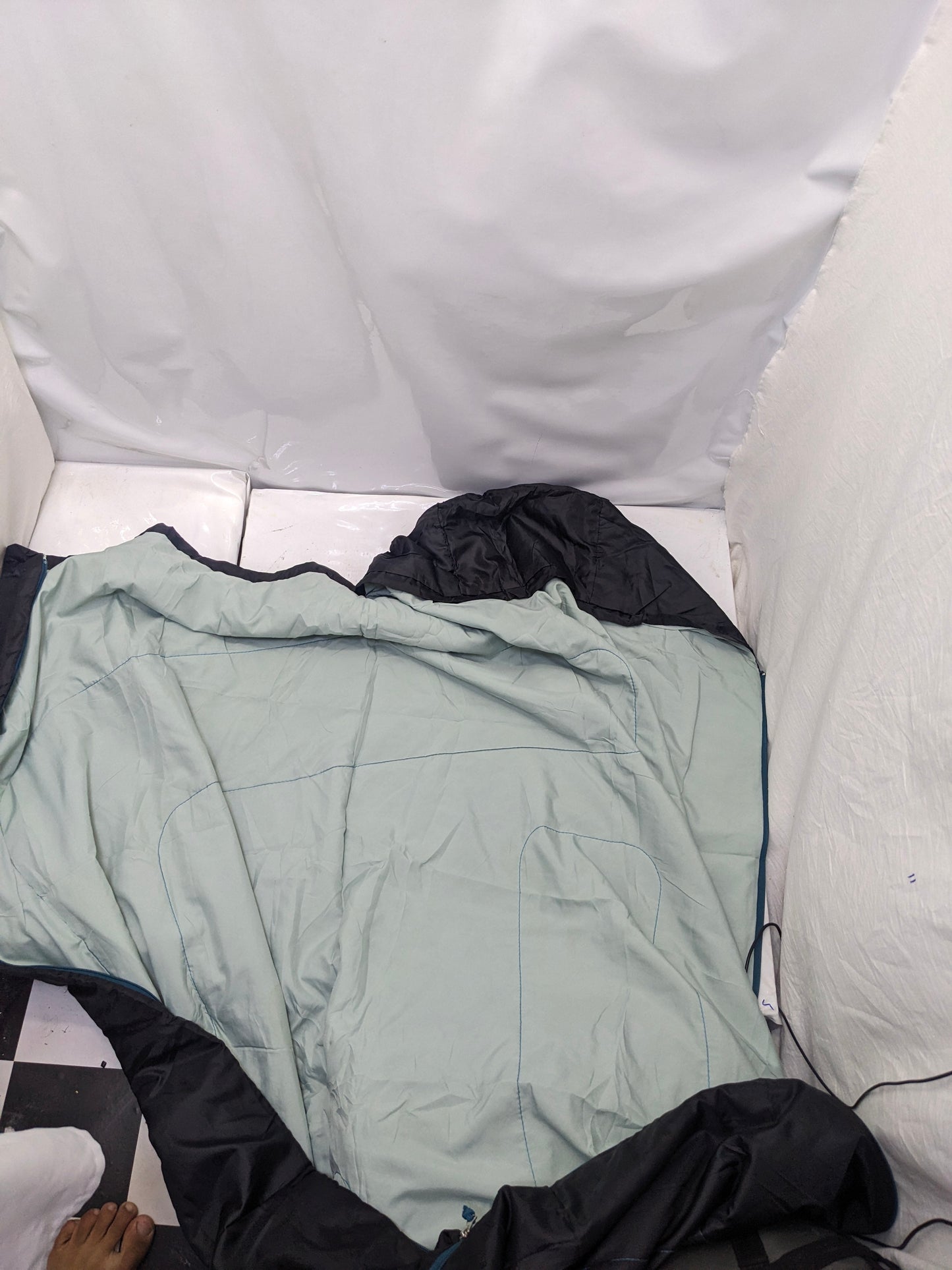 Quechua French lot sleeping bag Sb240