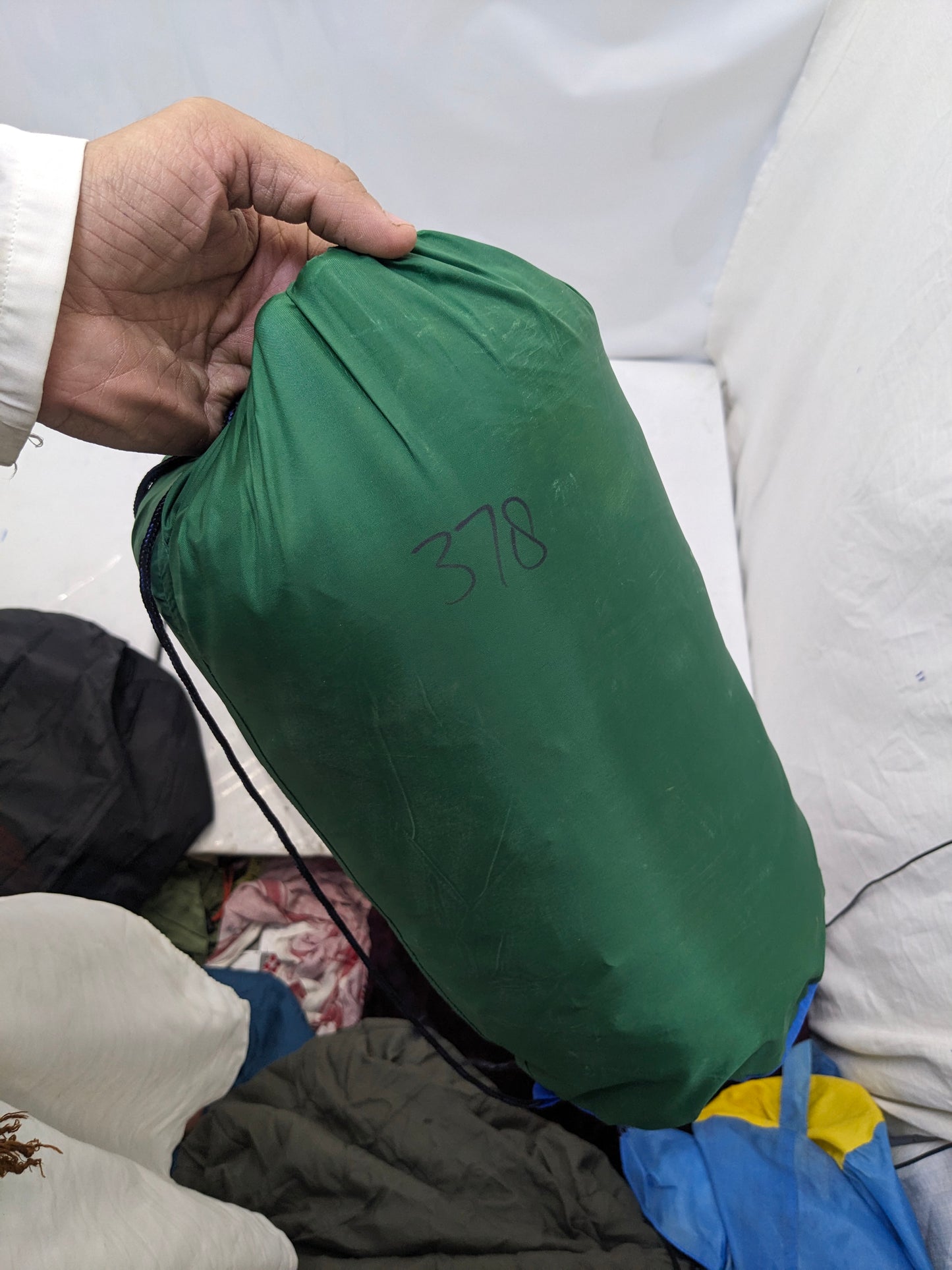 Uk lot sleeping bag sb378