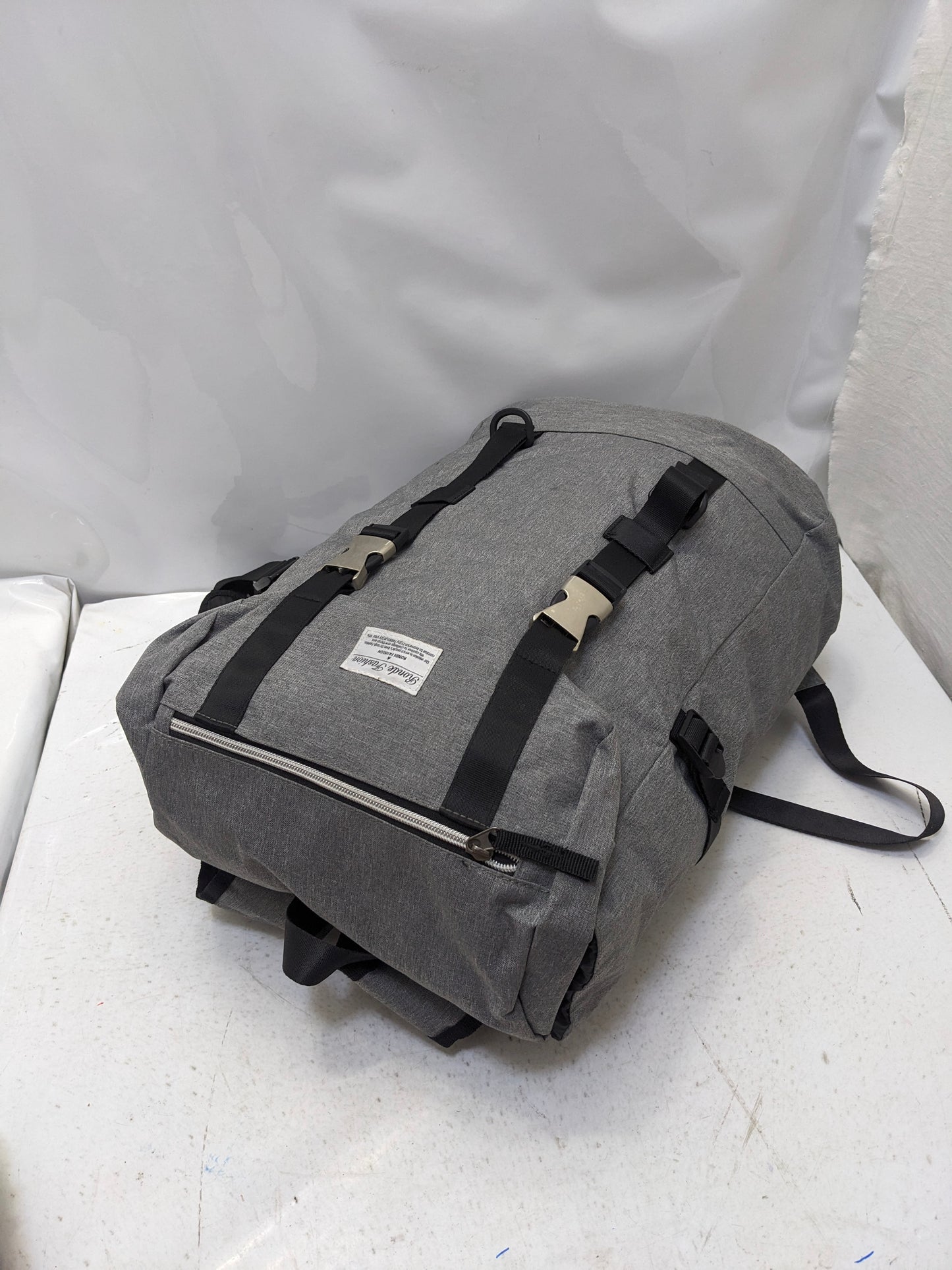 preloved branded backpack U25