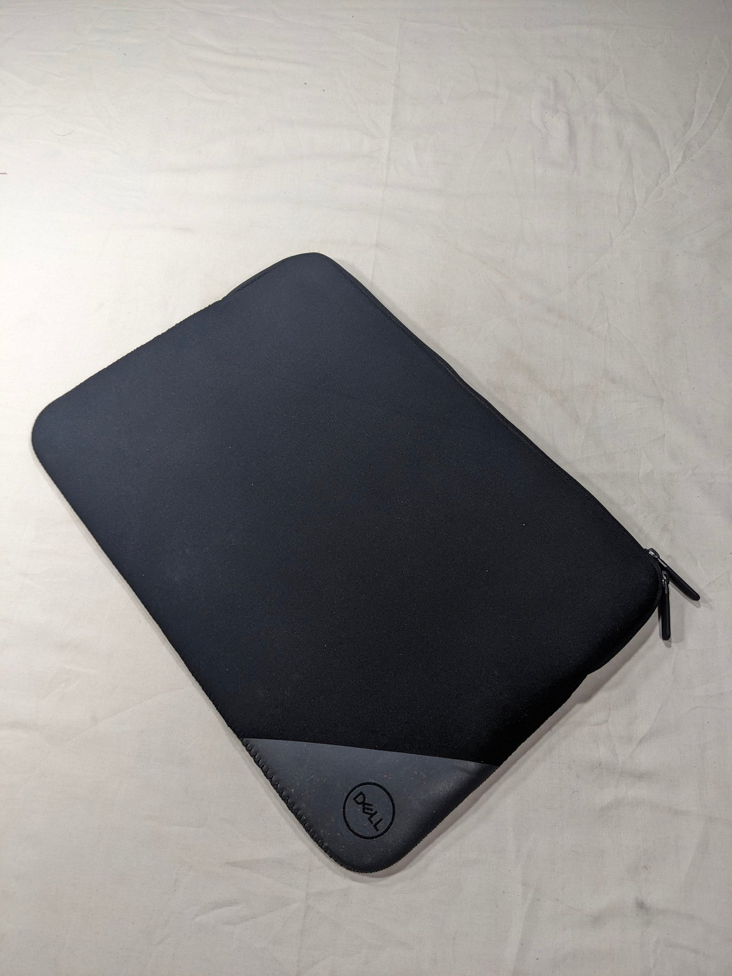 Preloved laptop/iPad/Mac book sleeve/bag U2