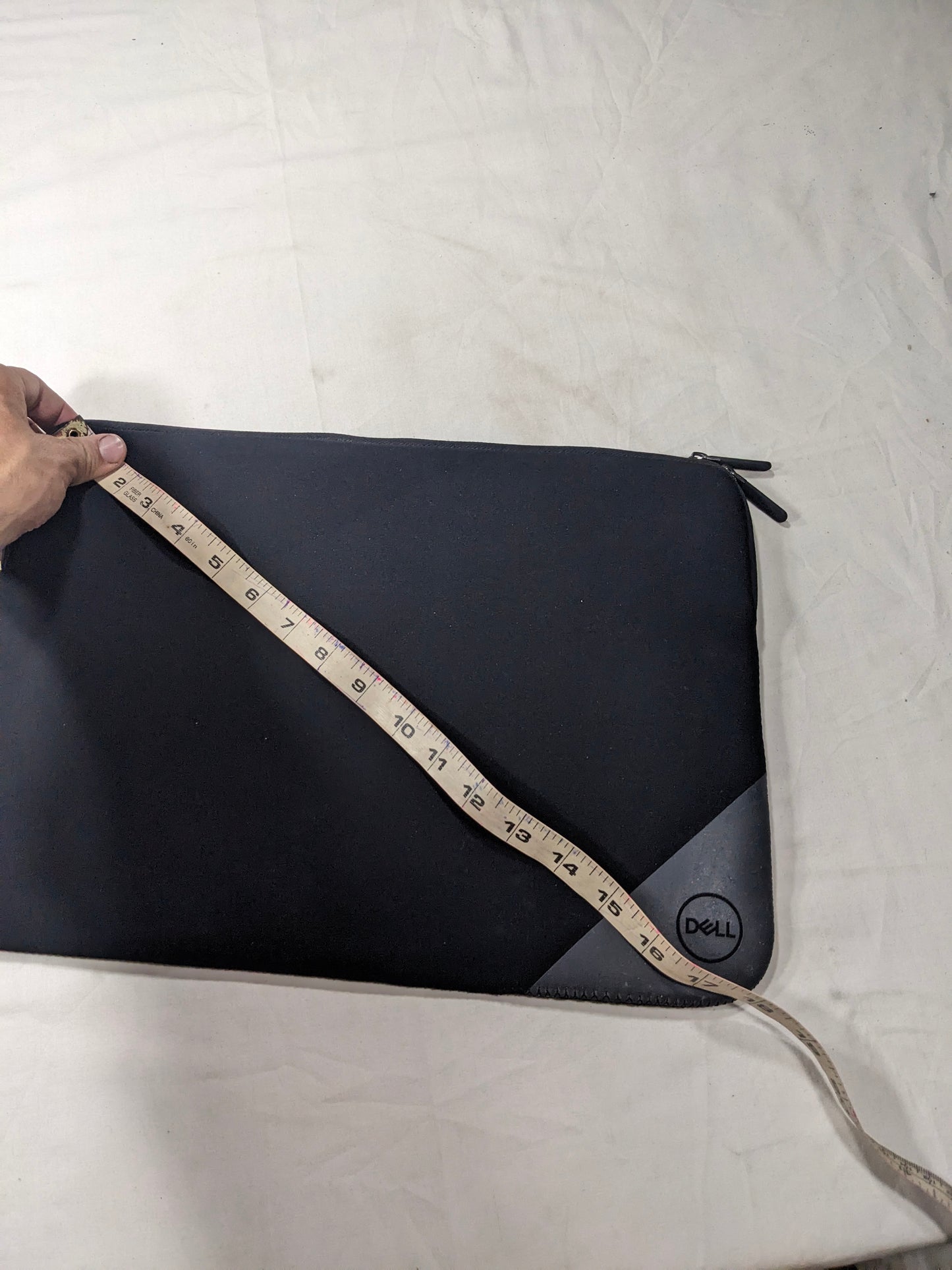 Preloved laptop/iPad/Mac book sleeve/bag U2