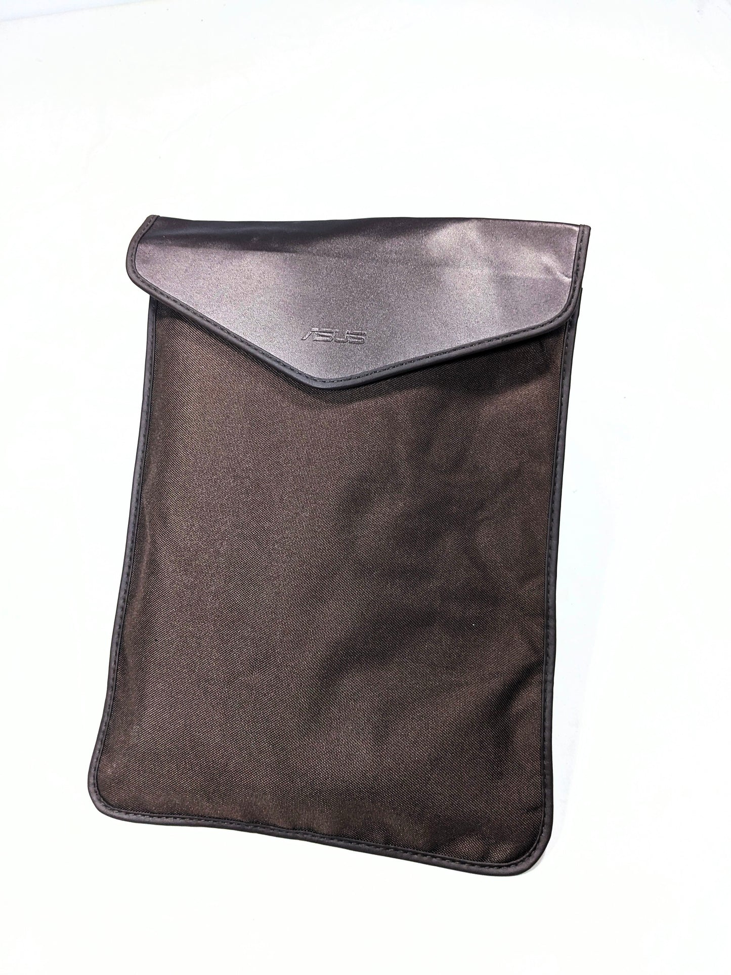 asus brand sleeve