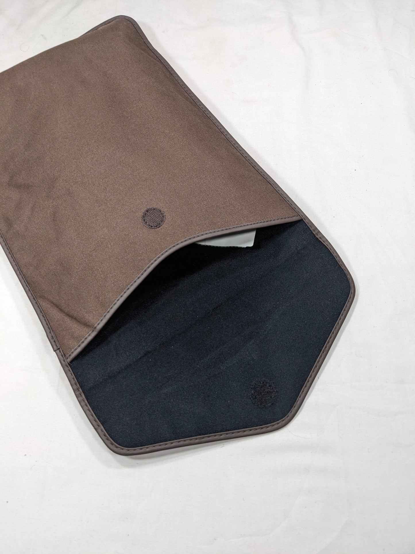 asus brand sleeve