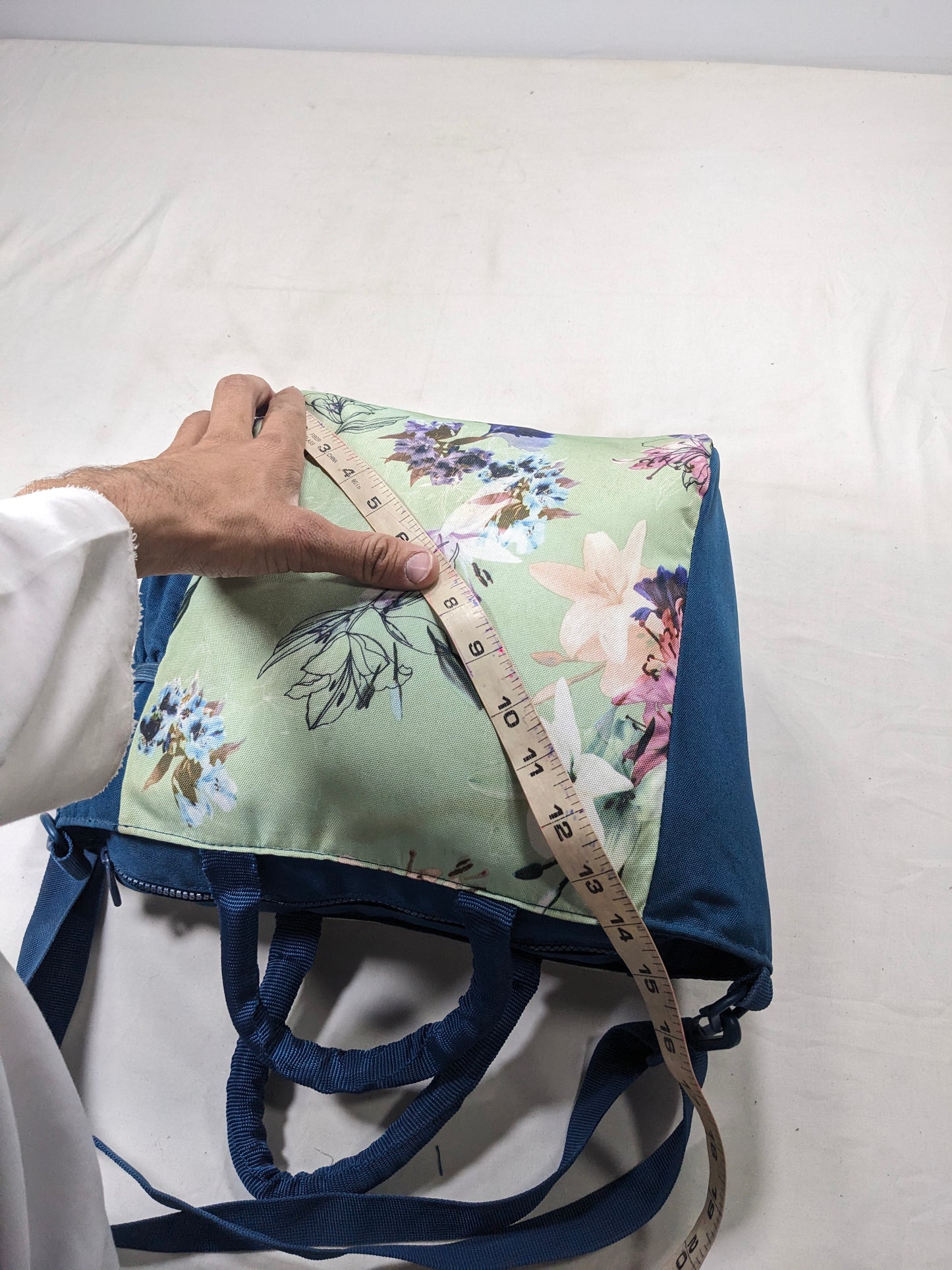 Imported lot flower pattern shoulder bag