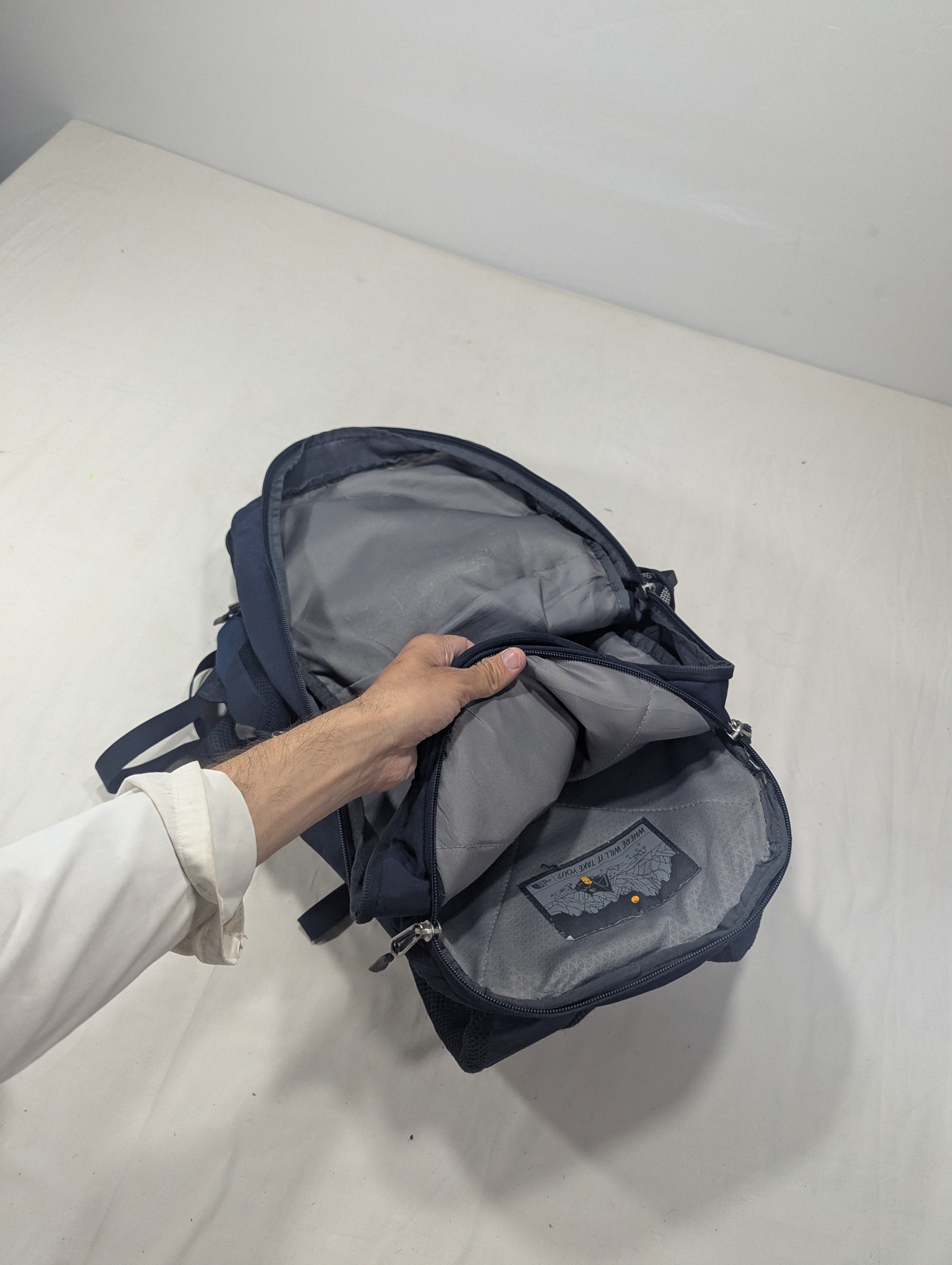 Authenticity is here, the north face most strongest stylish backpack Ab3
