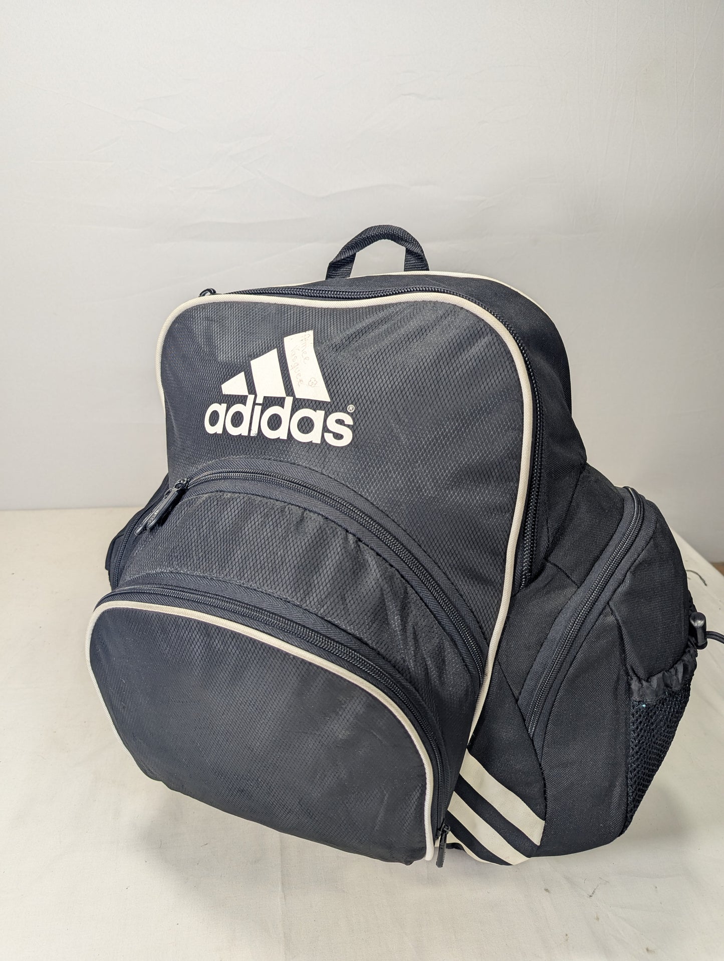 Adidas sports backpack U25