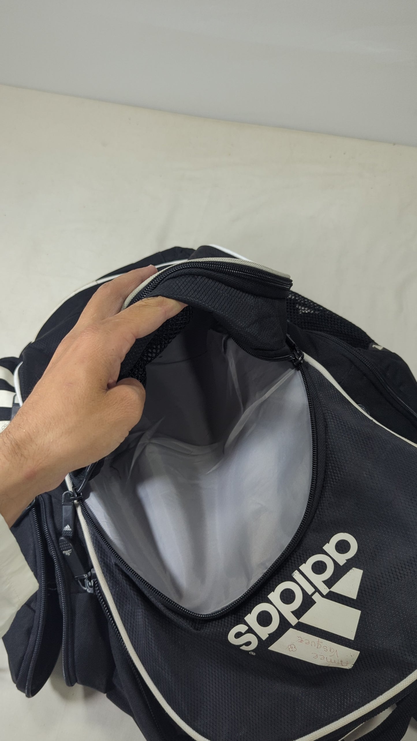 Adidas sports backpack U25