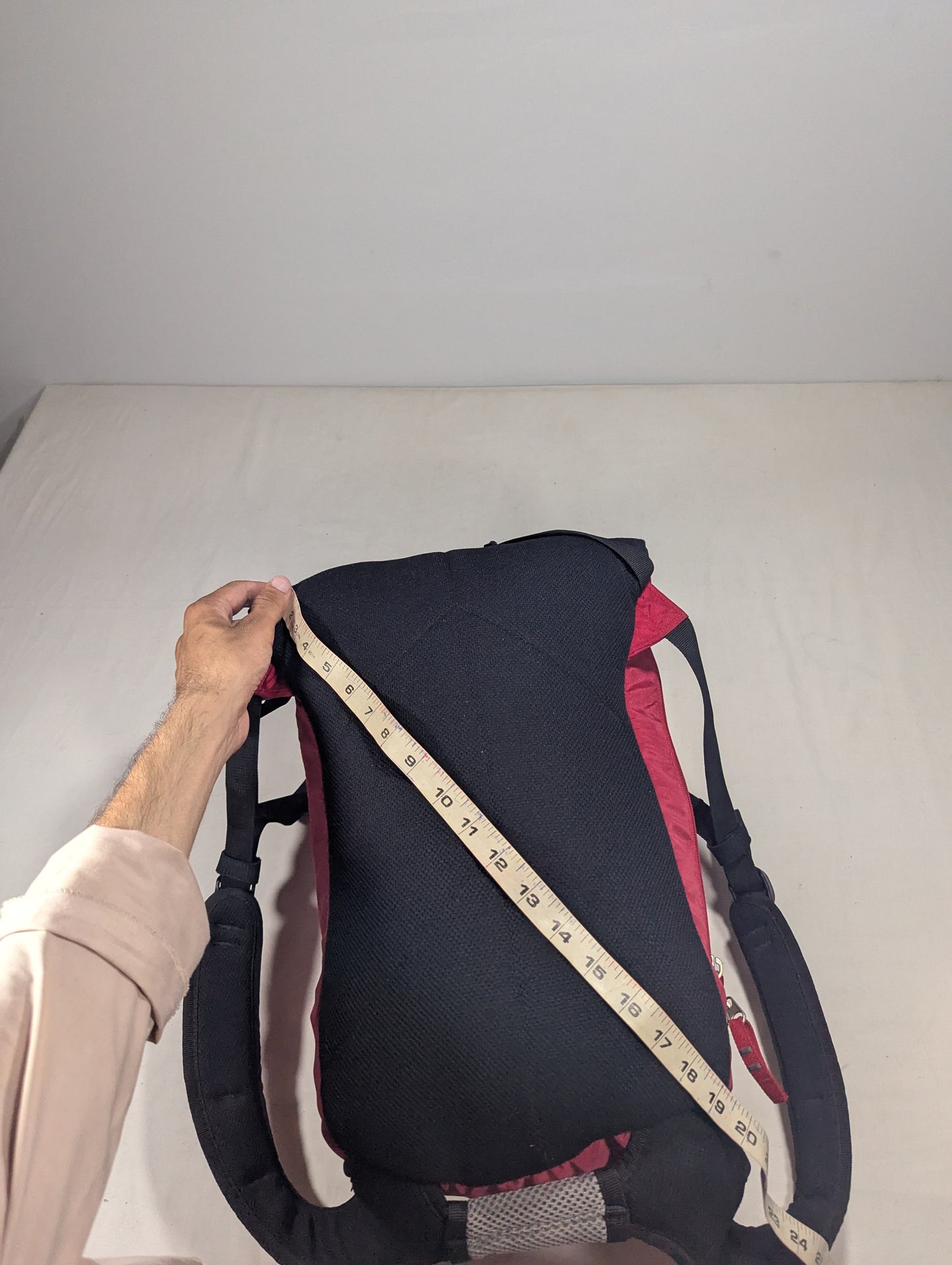 Preloved hiking backpack U25