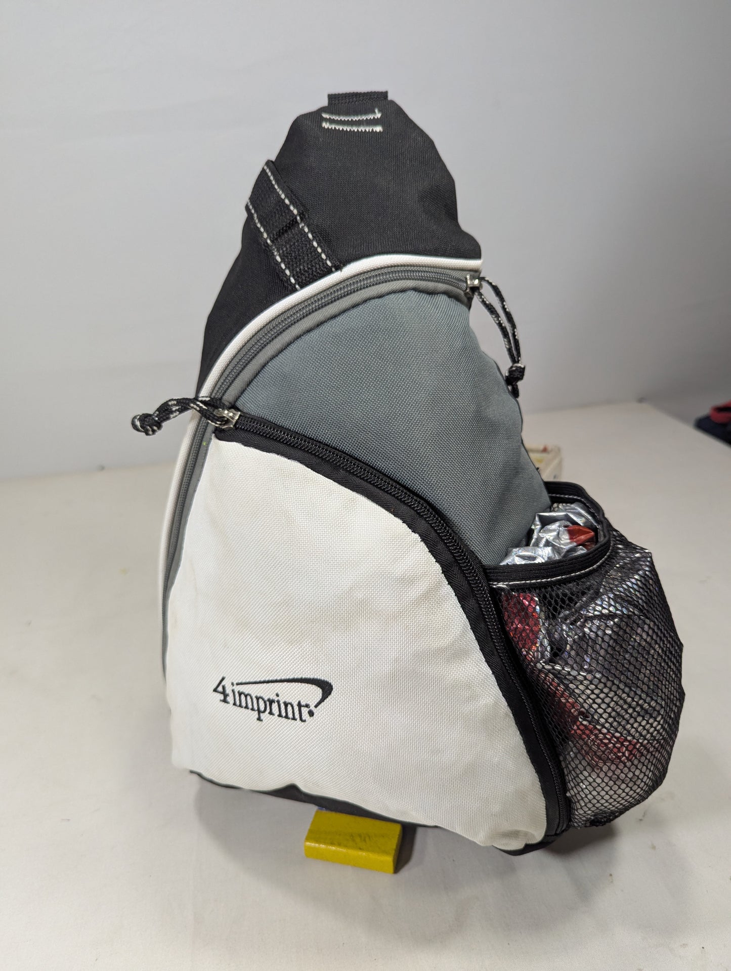 Sling bag U15