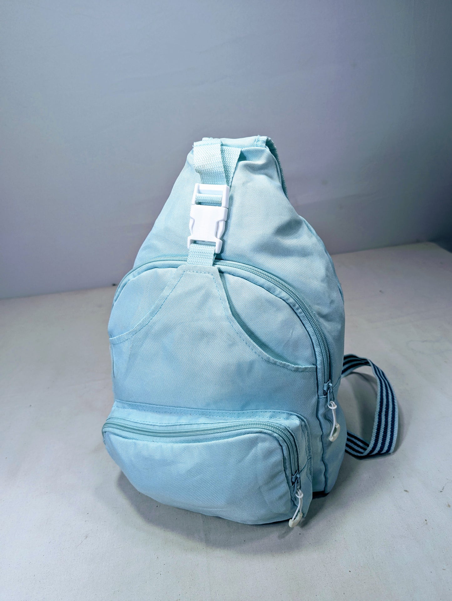 Sling bag U15