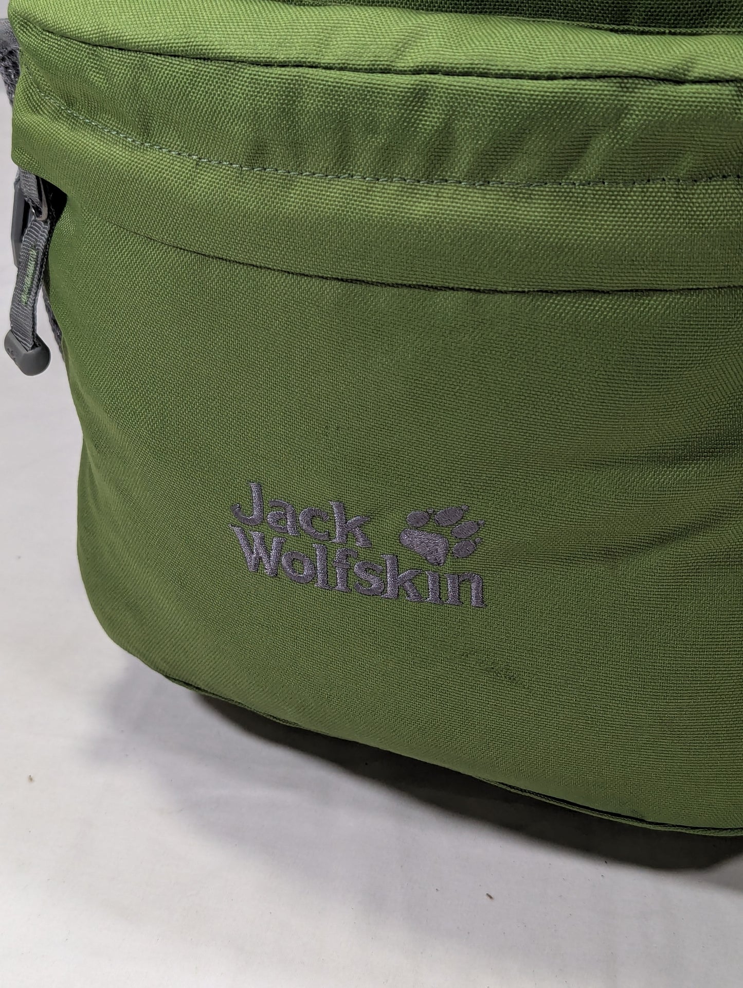 Jack wolfskin brand backpack U3