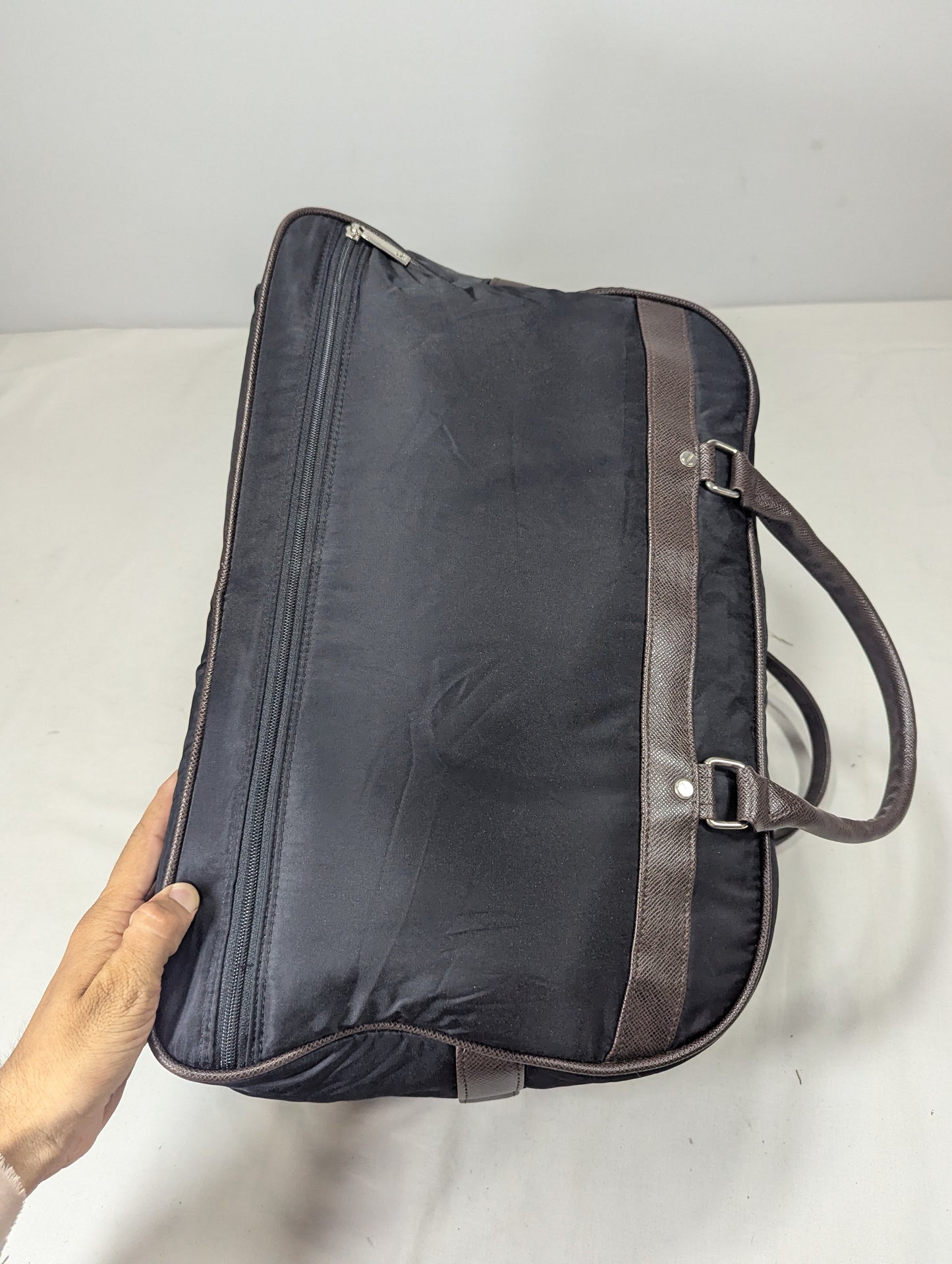 Minimalist Korean Duffle Bag – Unisex Travel Tote U3