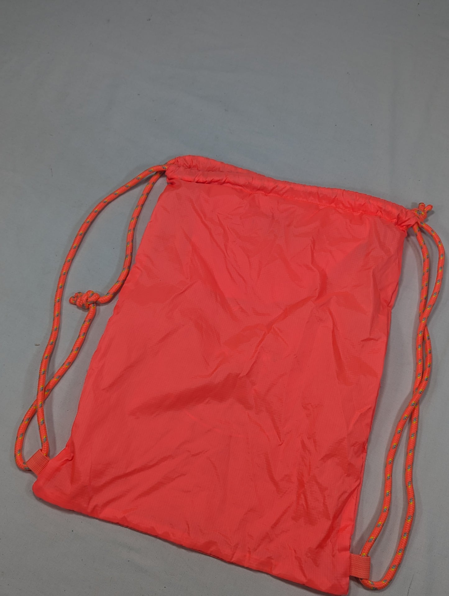 One's brand new string bag