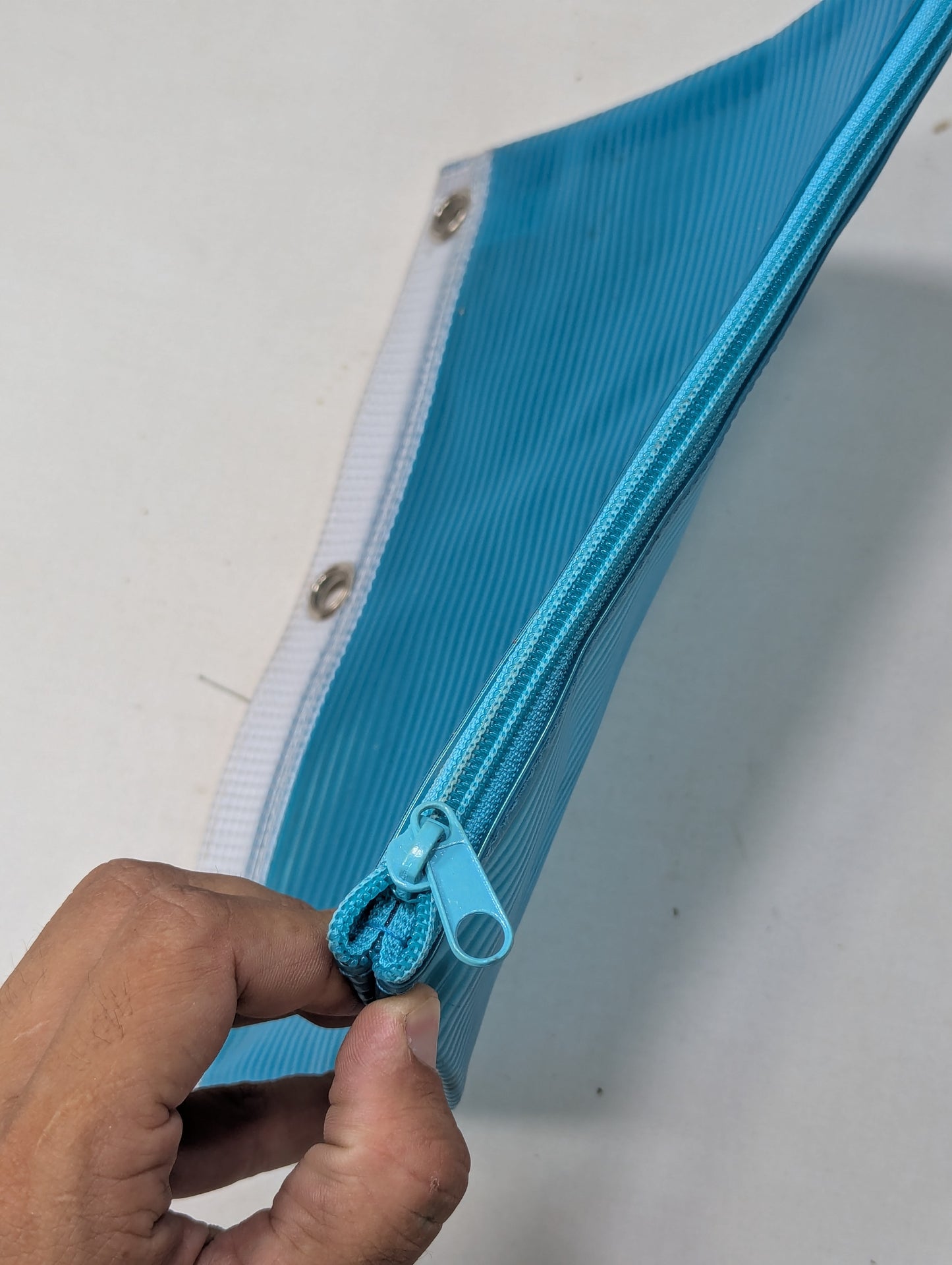 Geometry box, pencils, pen bag U15
