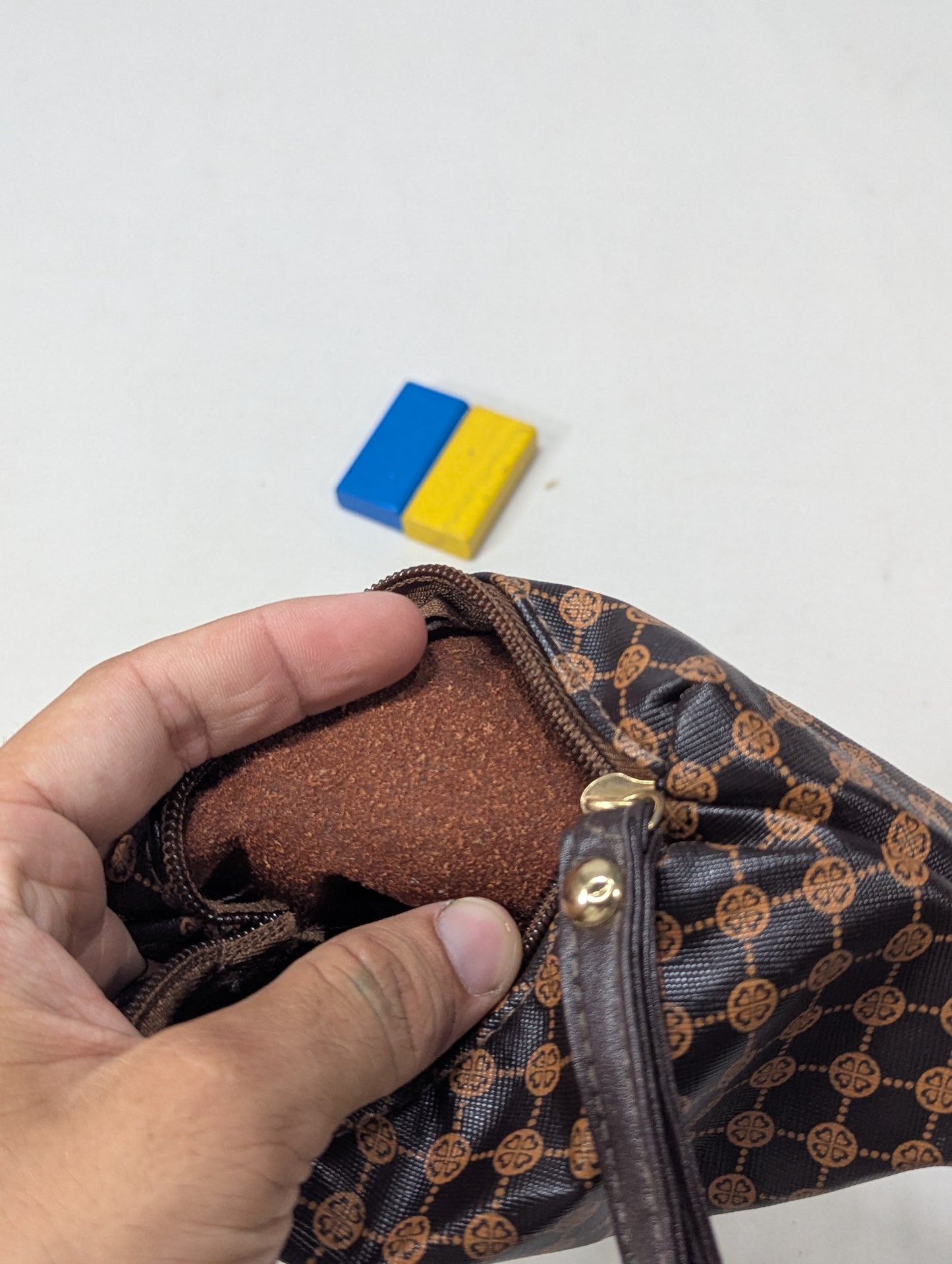 Hand bag, pouch bag