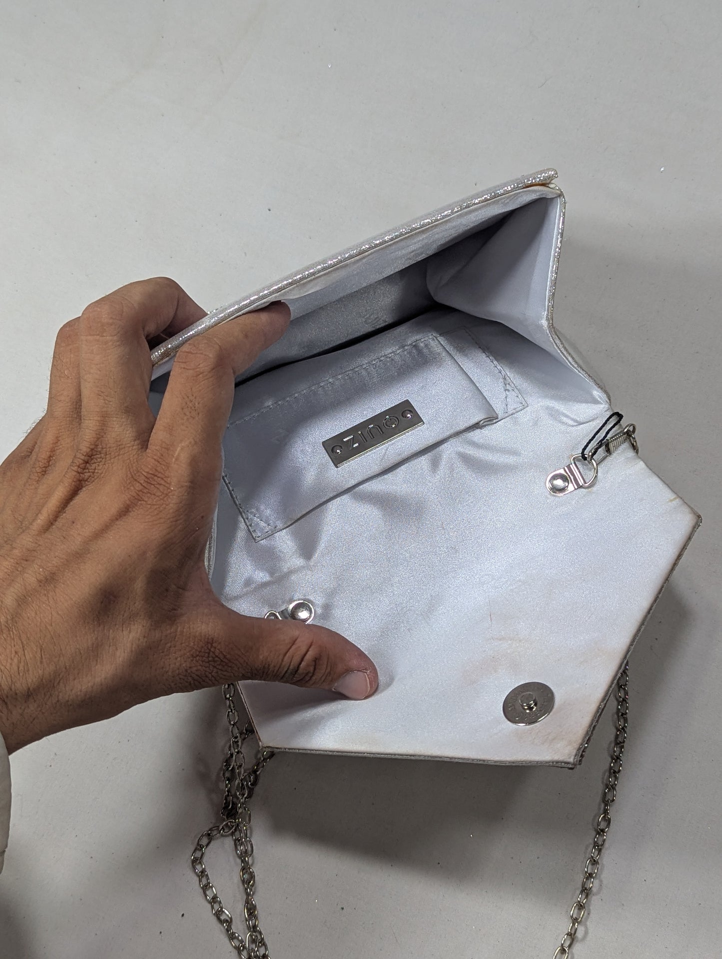 Silver color clutch bag U2