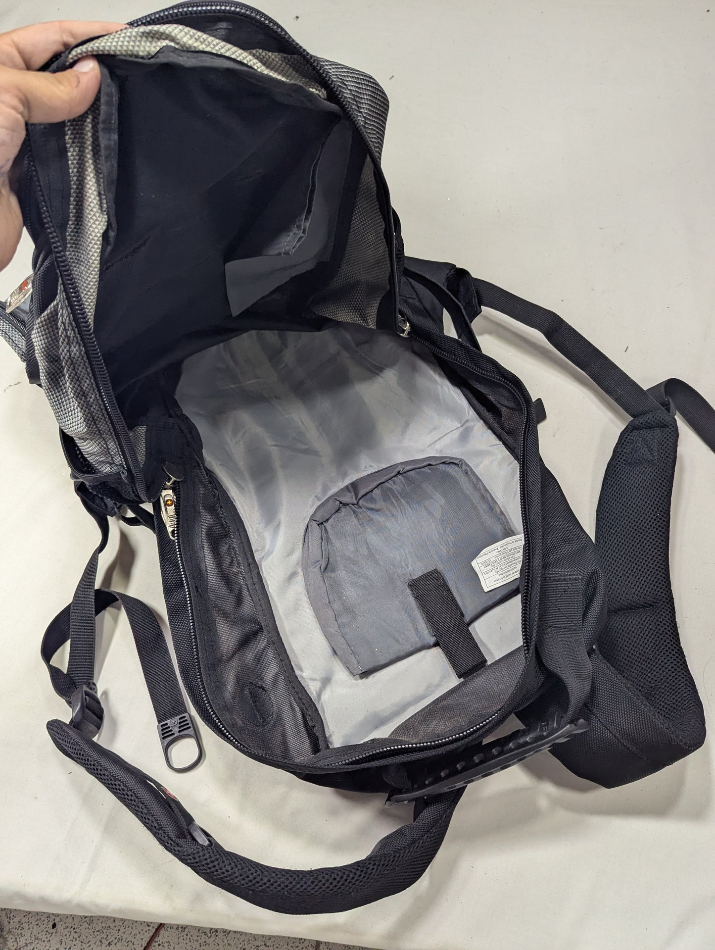 Swiss gear Imported USA Lot Zipper Backpack