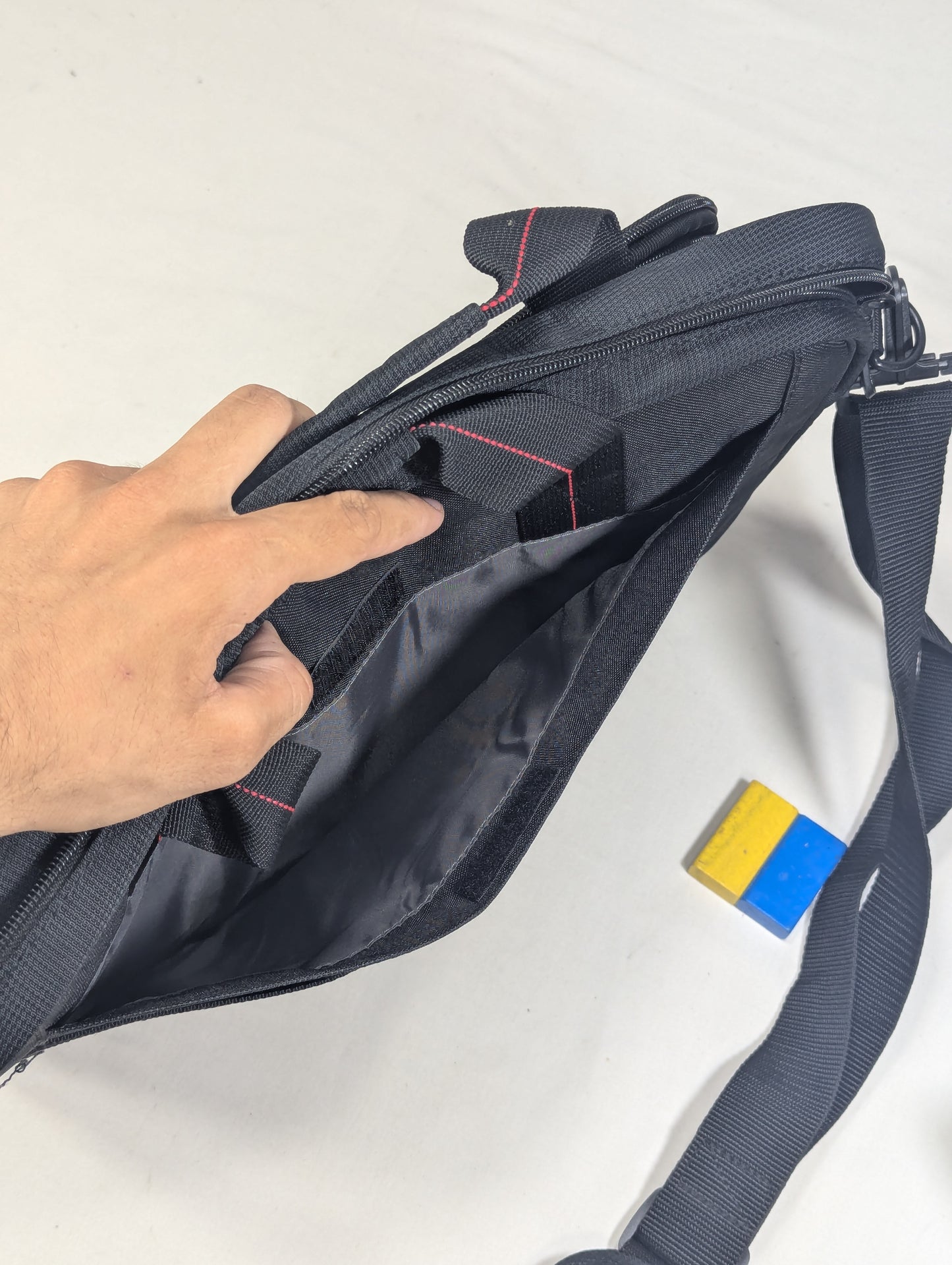 Targus premium brand laptop bag, briefcase bag