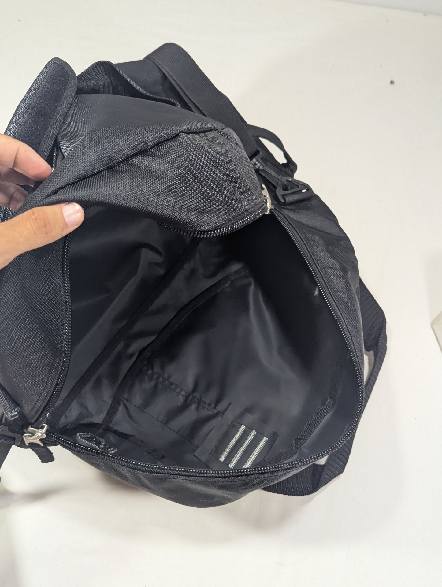 OGIO USA Lot Authentic Sleek Design Backpack U3