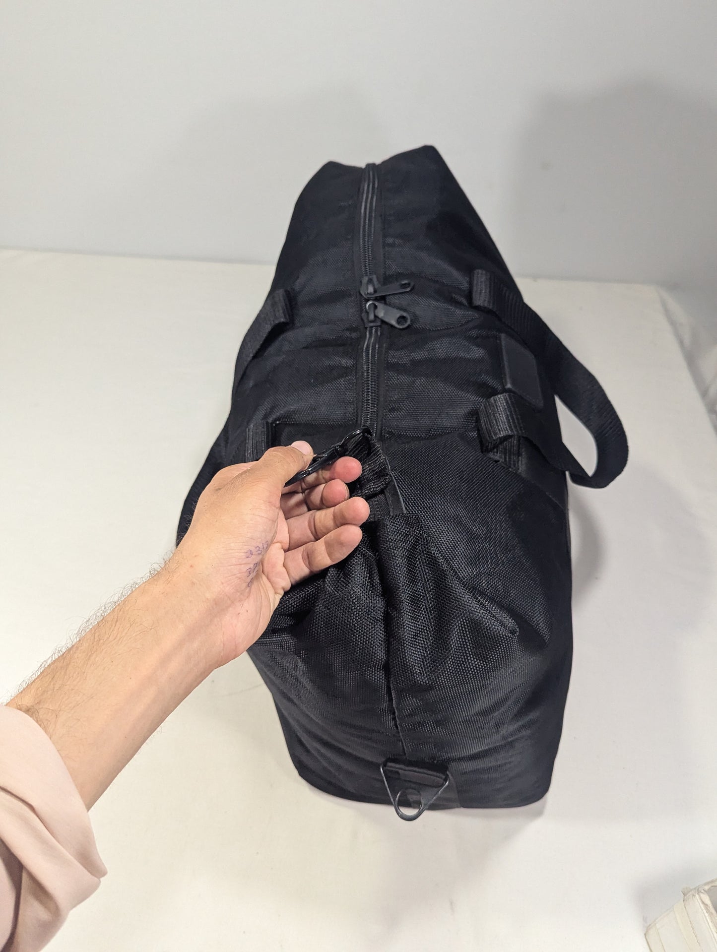 Korean lot duffle bag black color U2