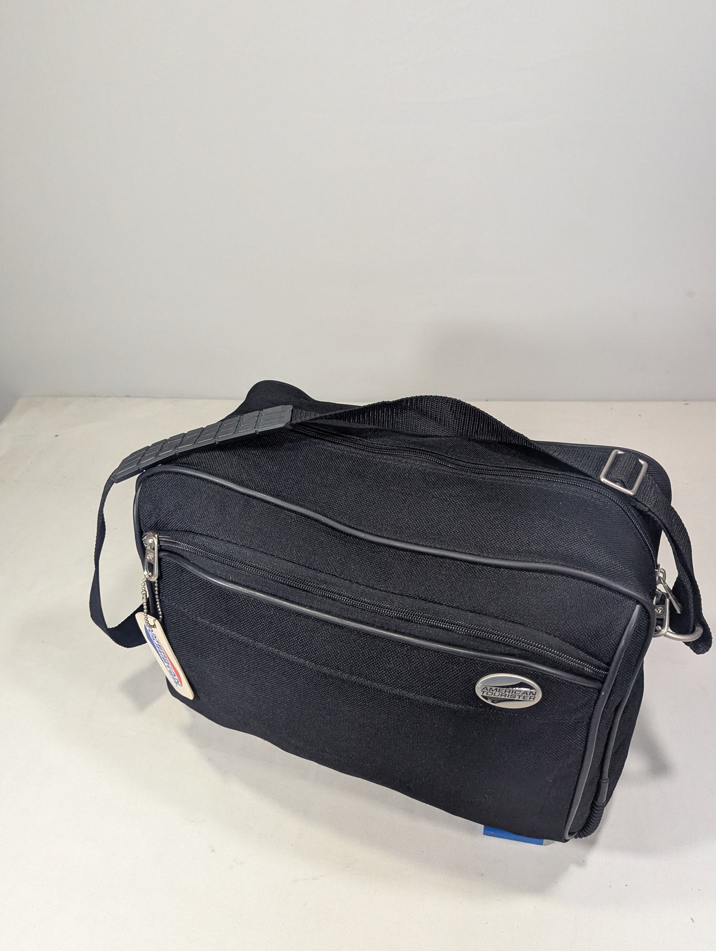 American tourist authentic bag for gym and Travelling purpose