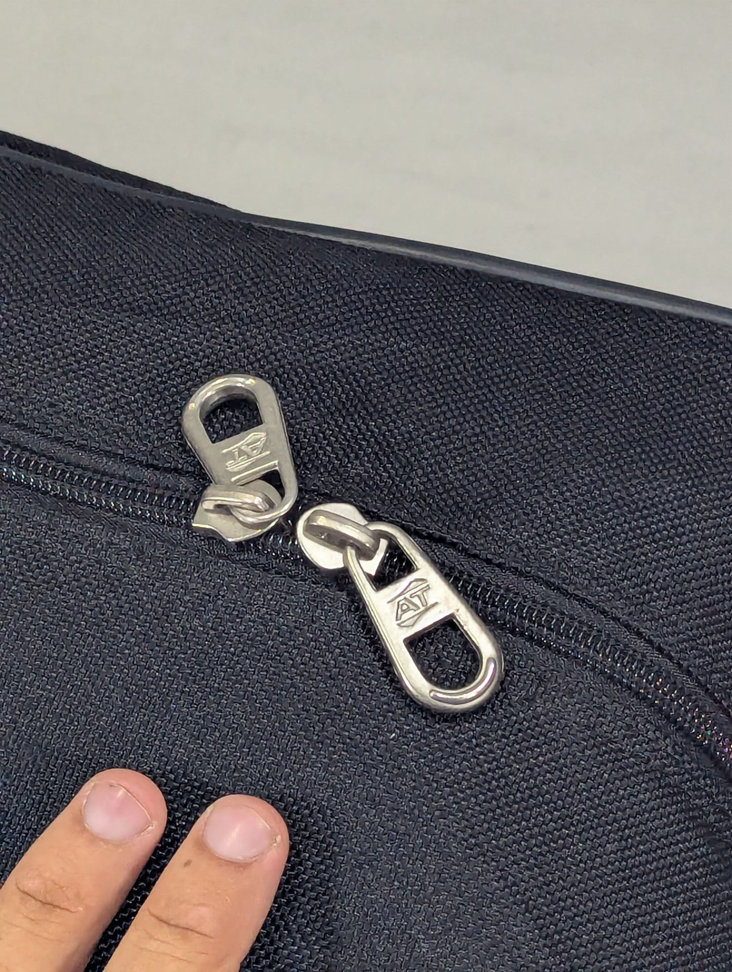 American tourist authentic bag for gym and Travelling purpose