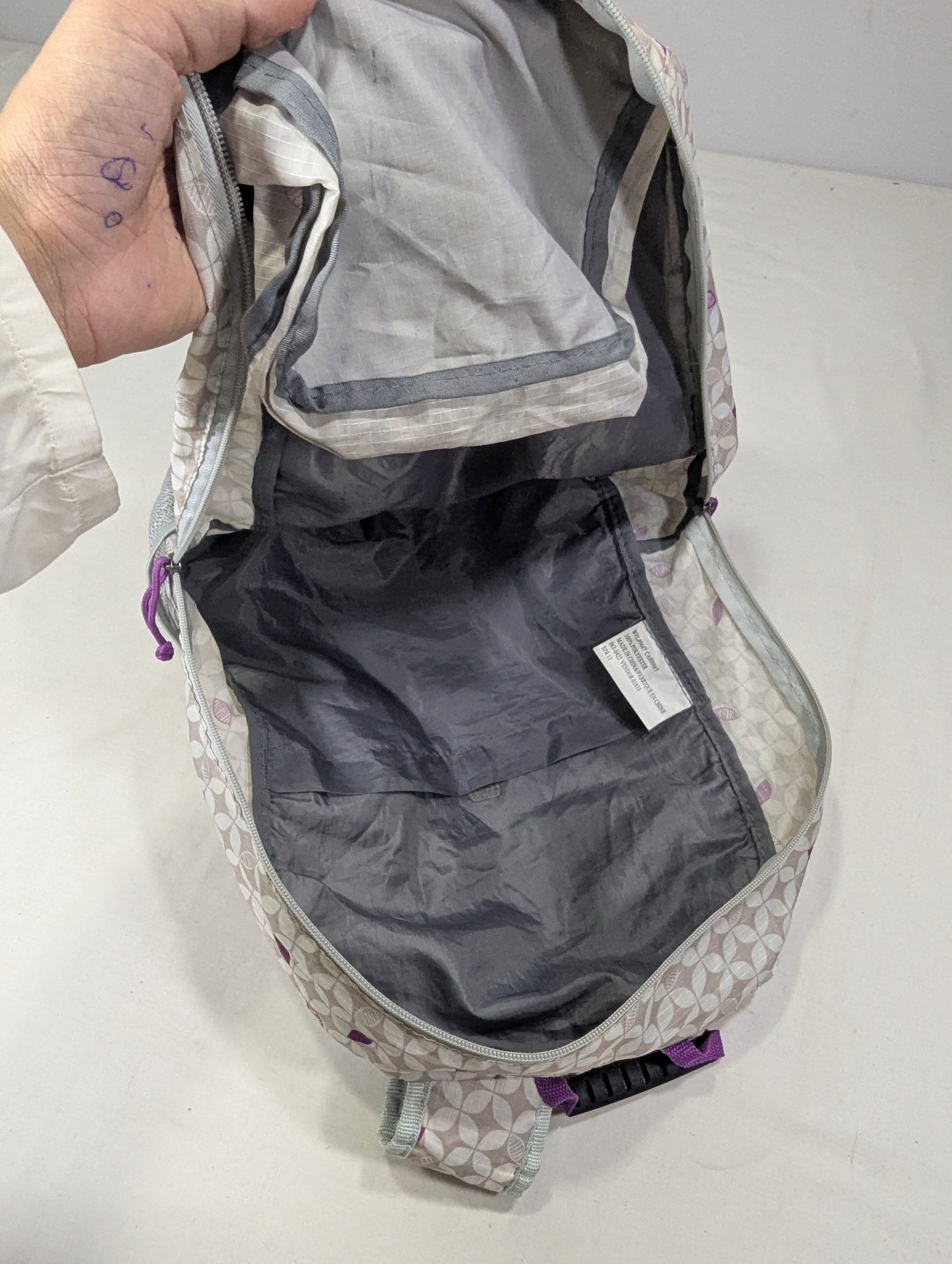 Eddie Bauer foldable waterproof backpack U3