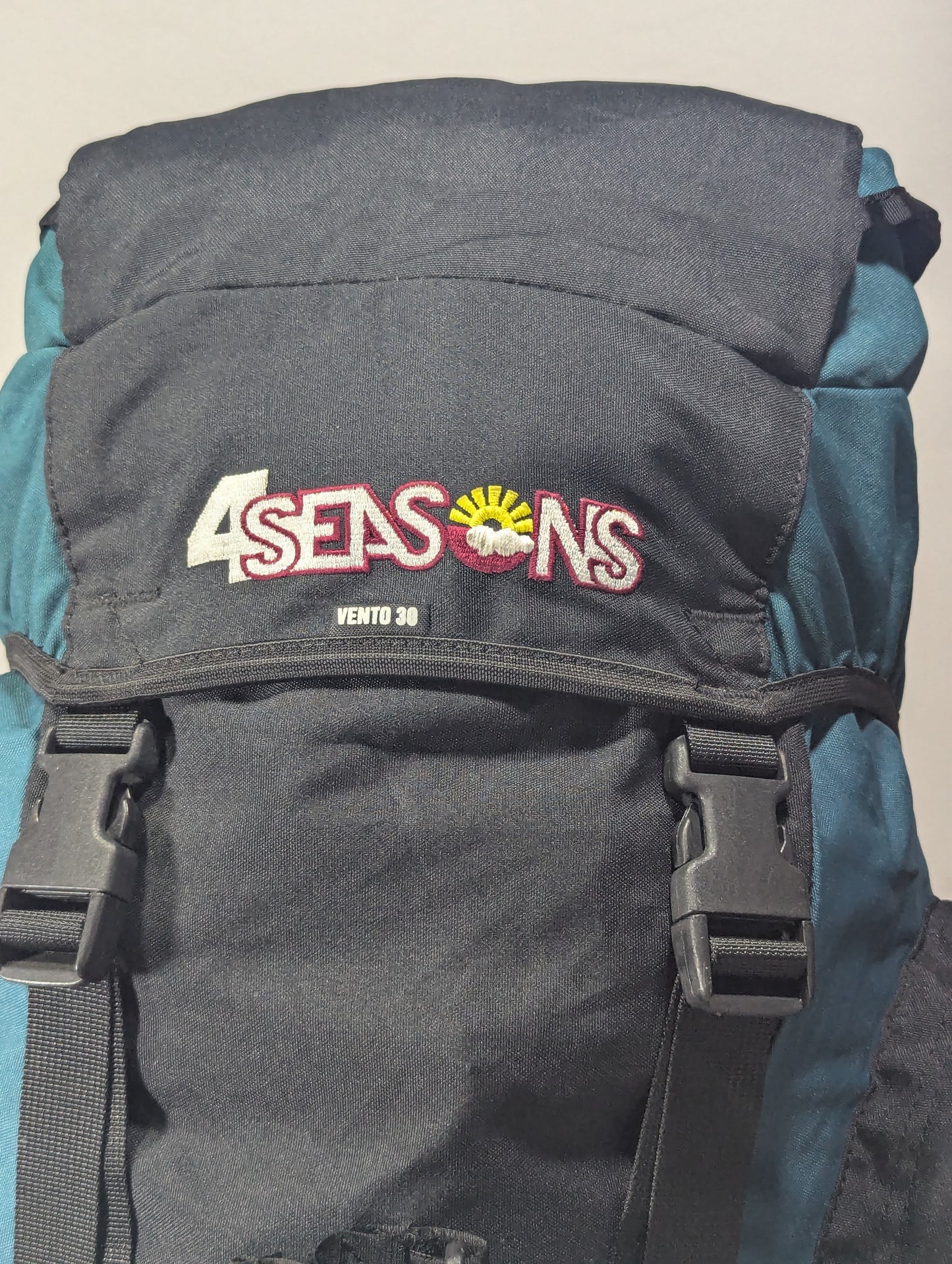 Hiking tourist 30L backpack