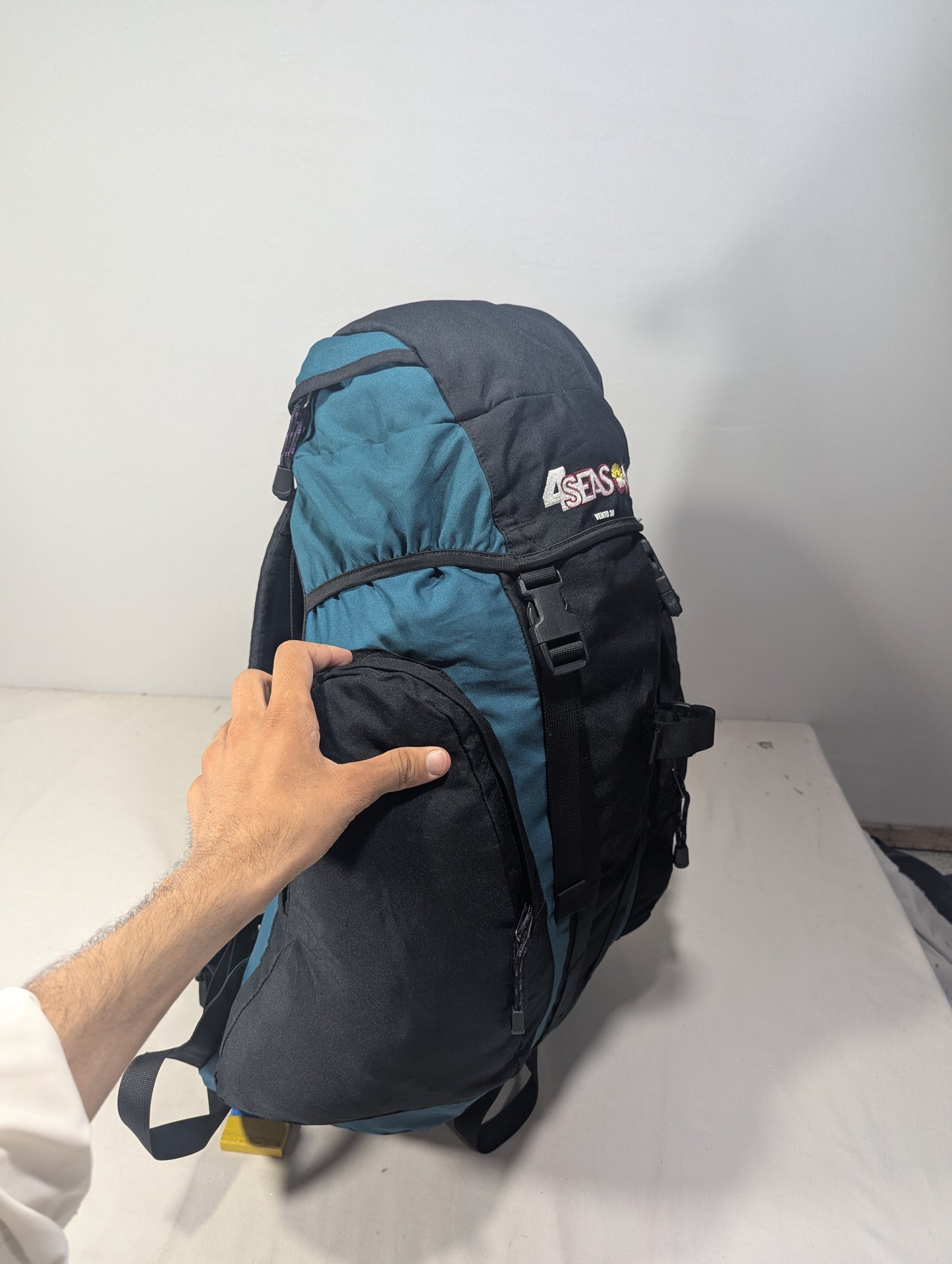 Hiking tourist 30L backpack