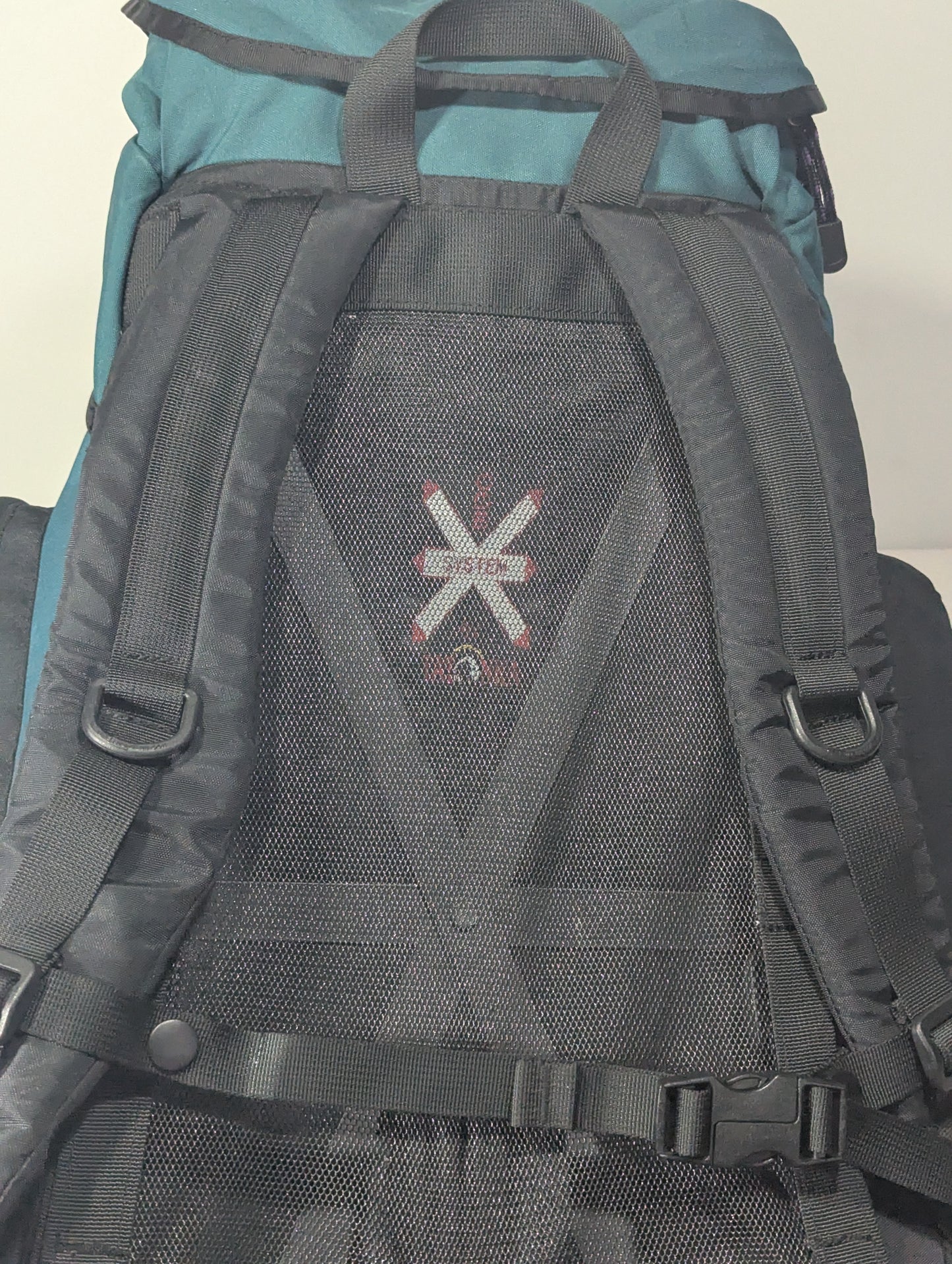 Hiking tourist 30L backpack