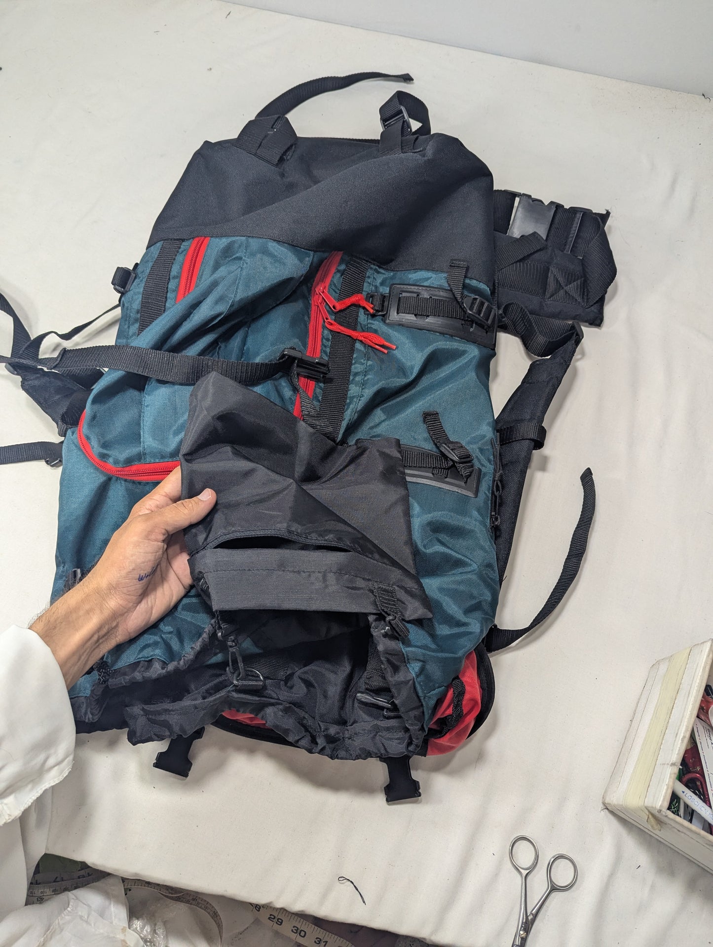 Hiking tourist 40-45L backpack