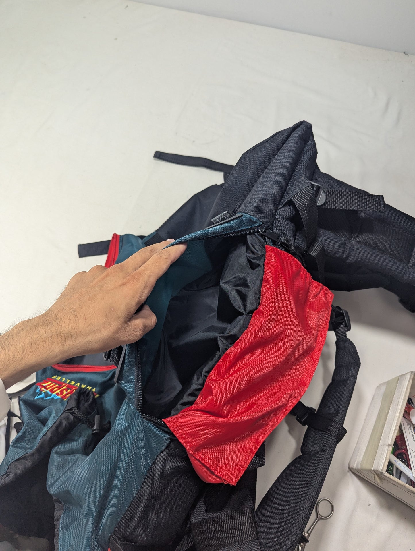 Hiking tourist 40-45L backpack