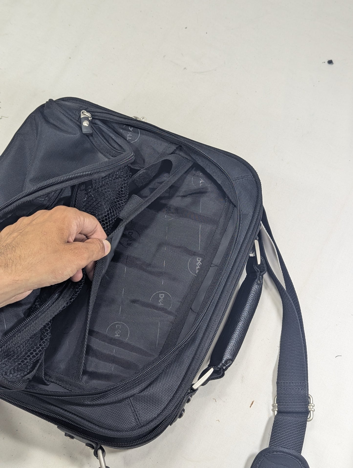 Dell branded bag U3