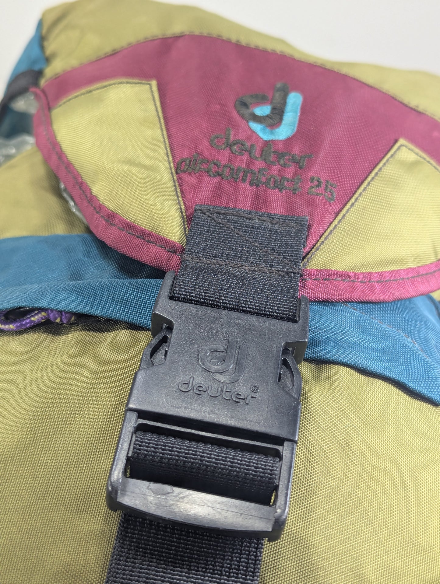Hiking tourist 25L backpack U2