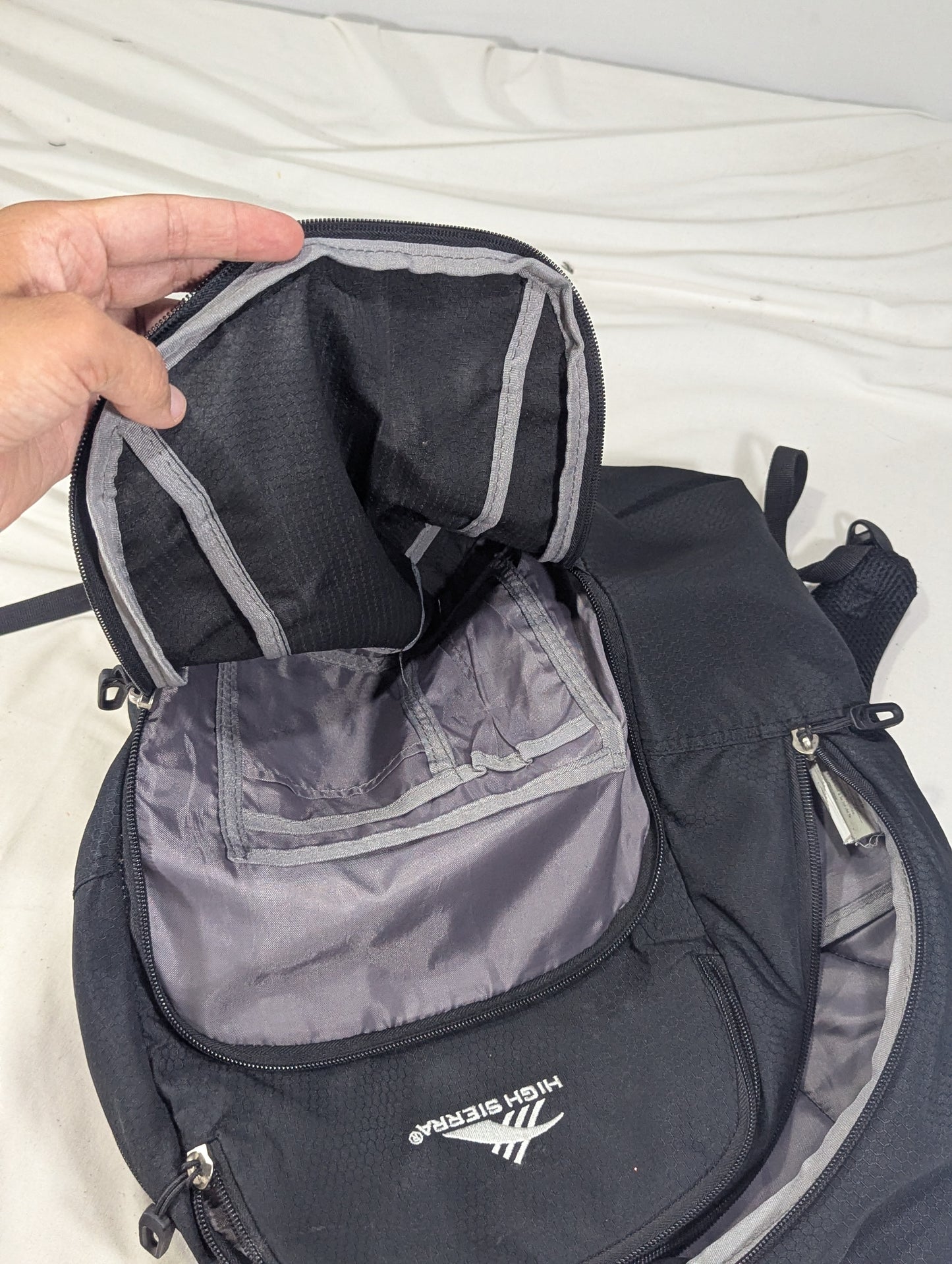 High Sierra Black color backpack U2