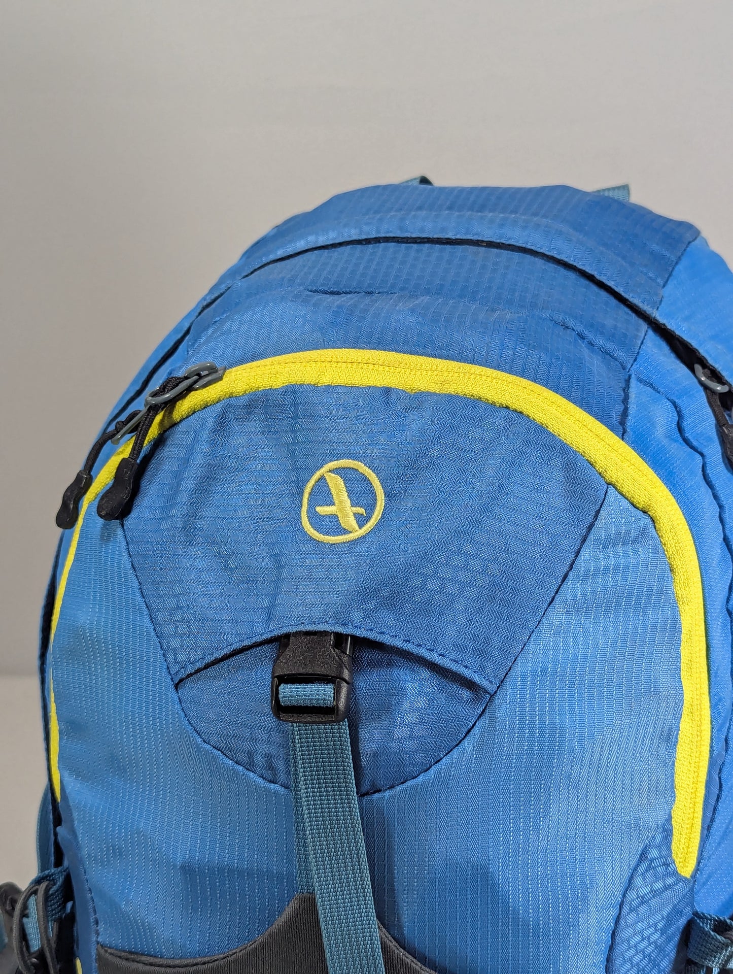 Preloved tracking backpack