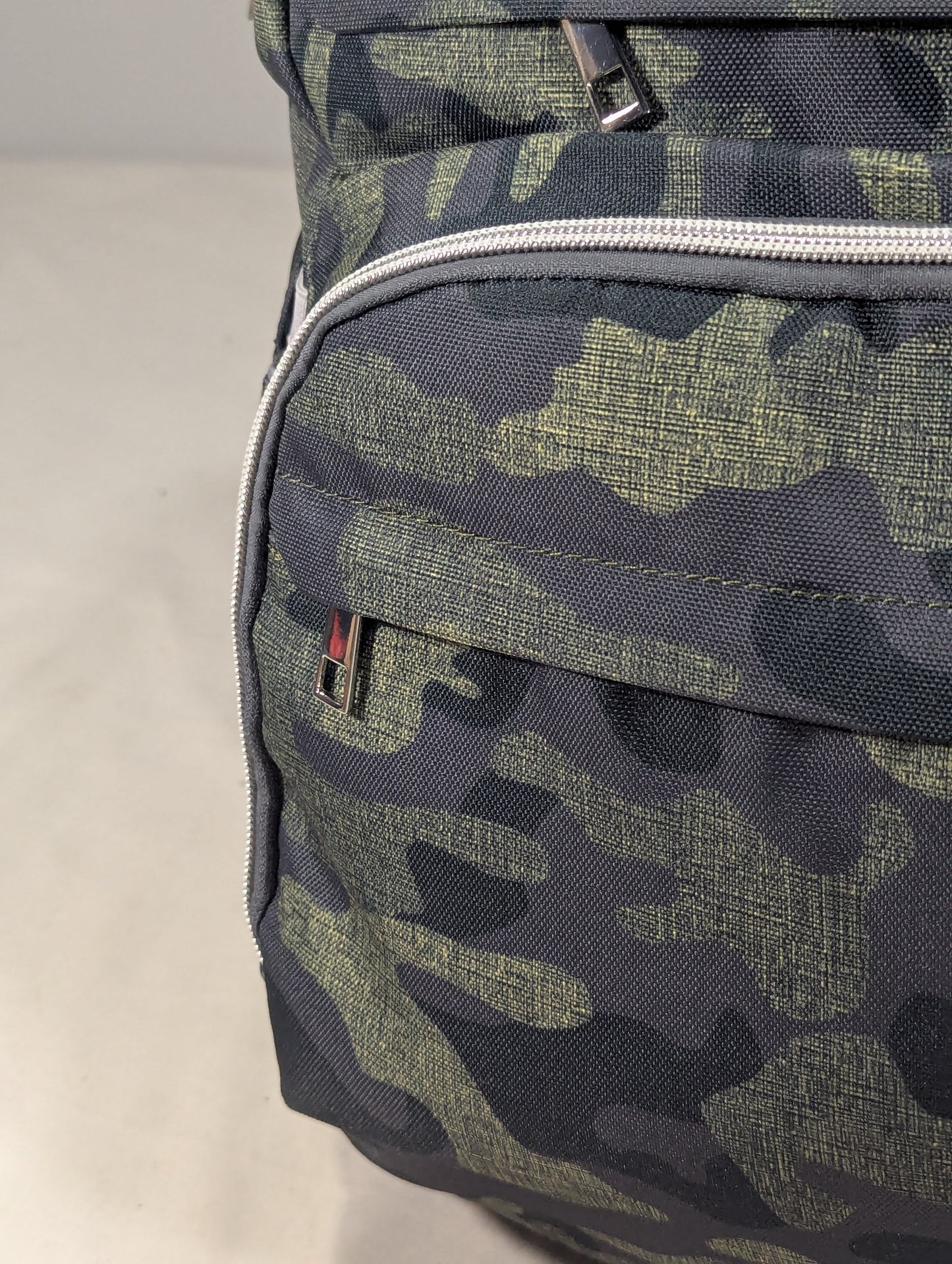 Camouflage baby diaper backpack with Baby bed