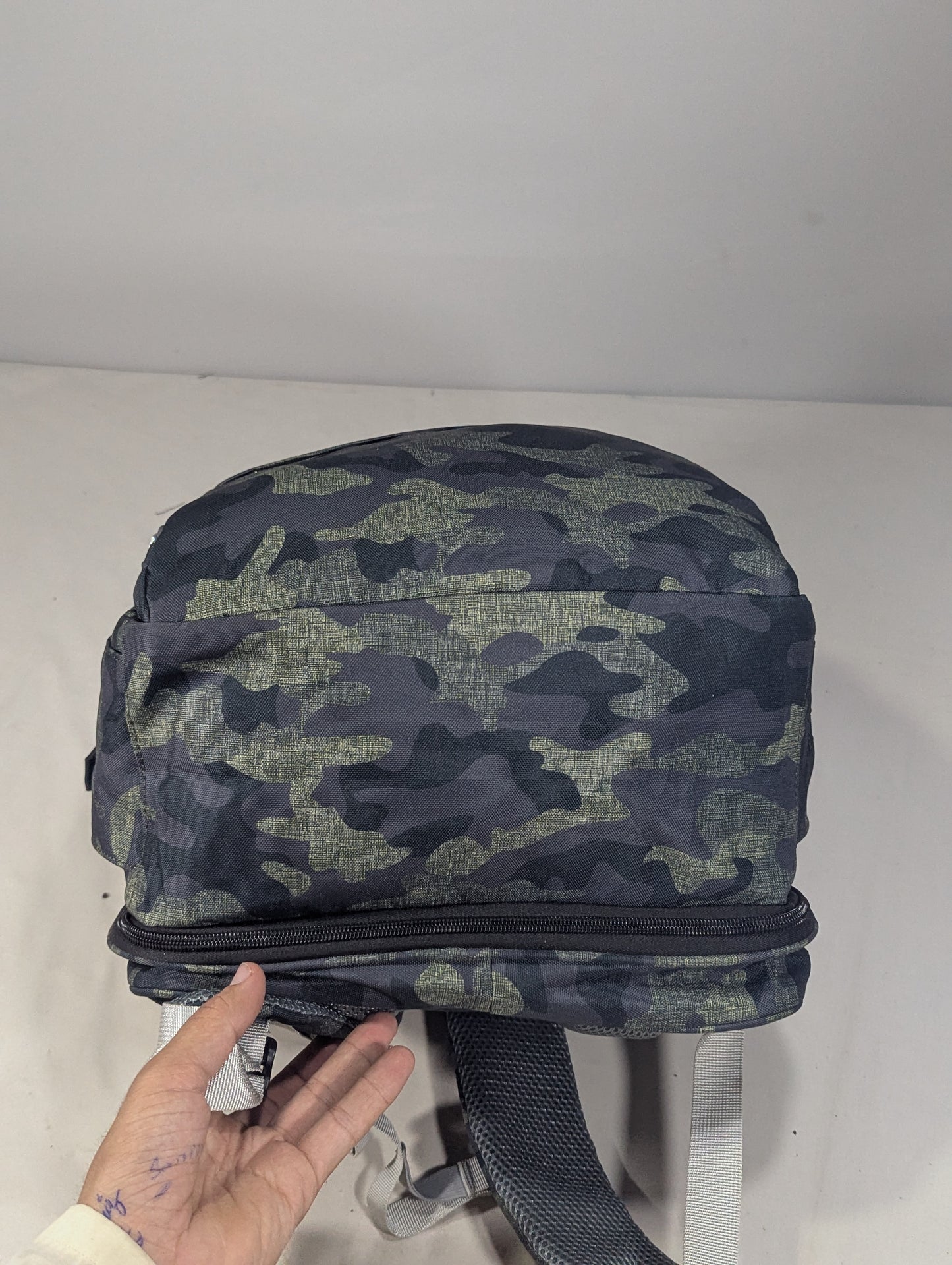 Camouflage baby diaper backpack with Baby bed
