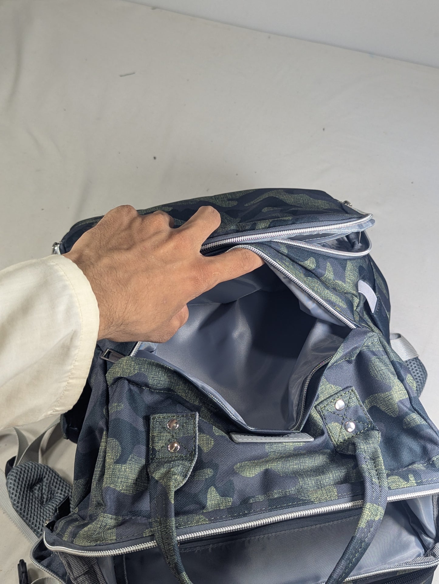Camouflage baby diaper backpack with Baby bed