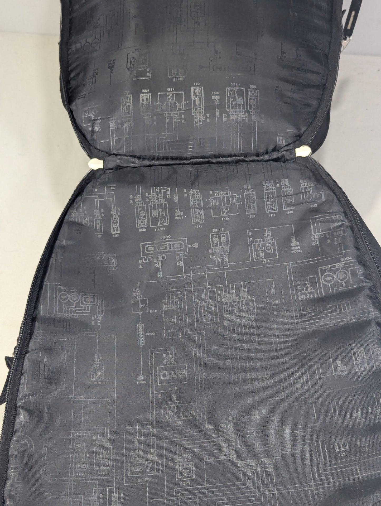 Heavy duty OGIO strongest material bag