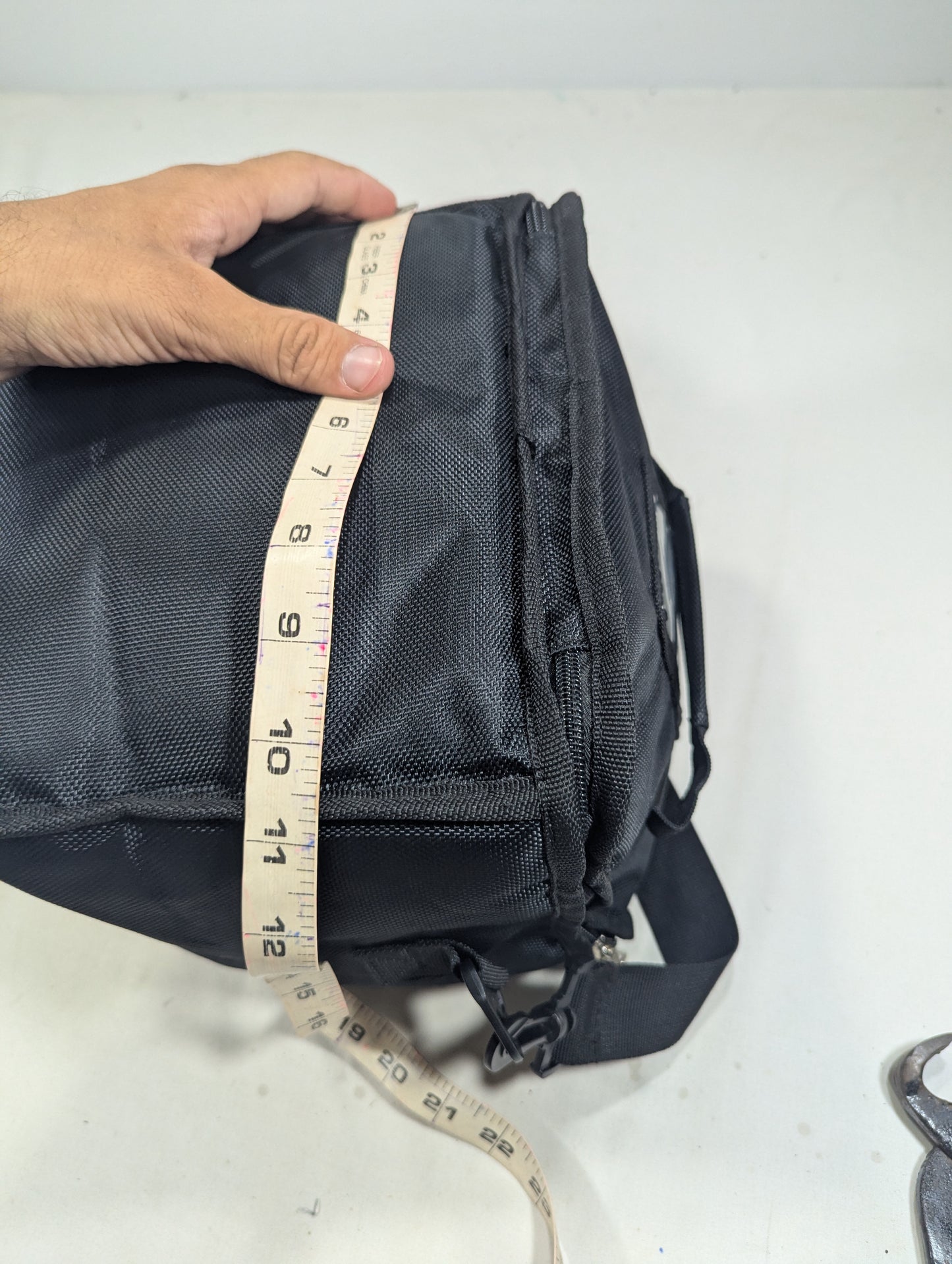 Portable drink carrier insulated bag