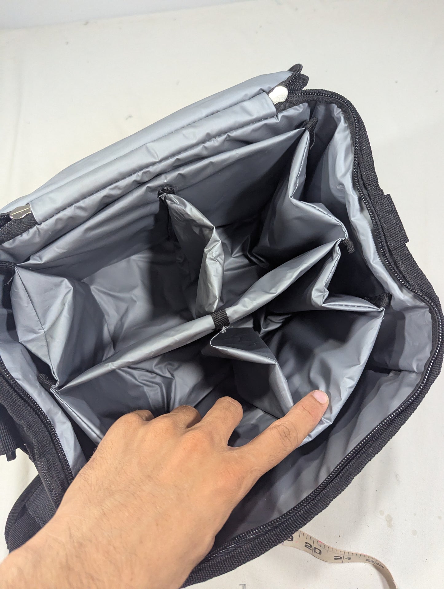 Portable drink carrier insulated bag