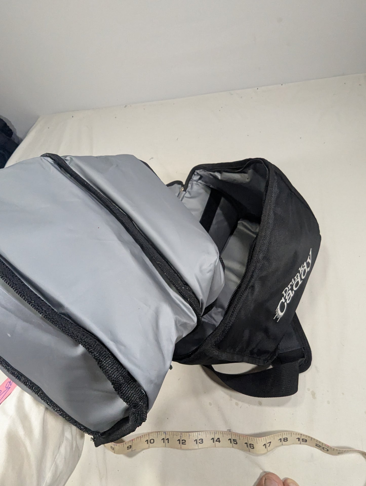 Portable drink carrier insulated bag