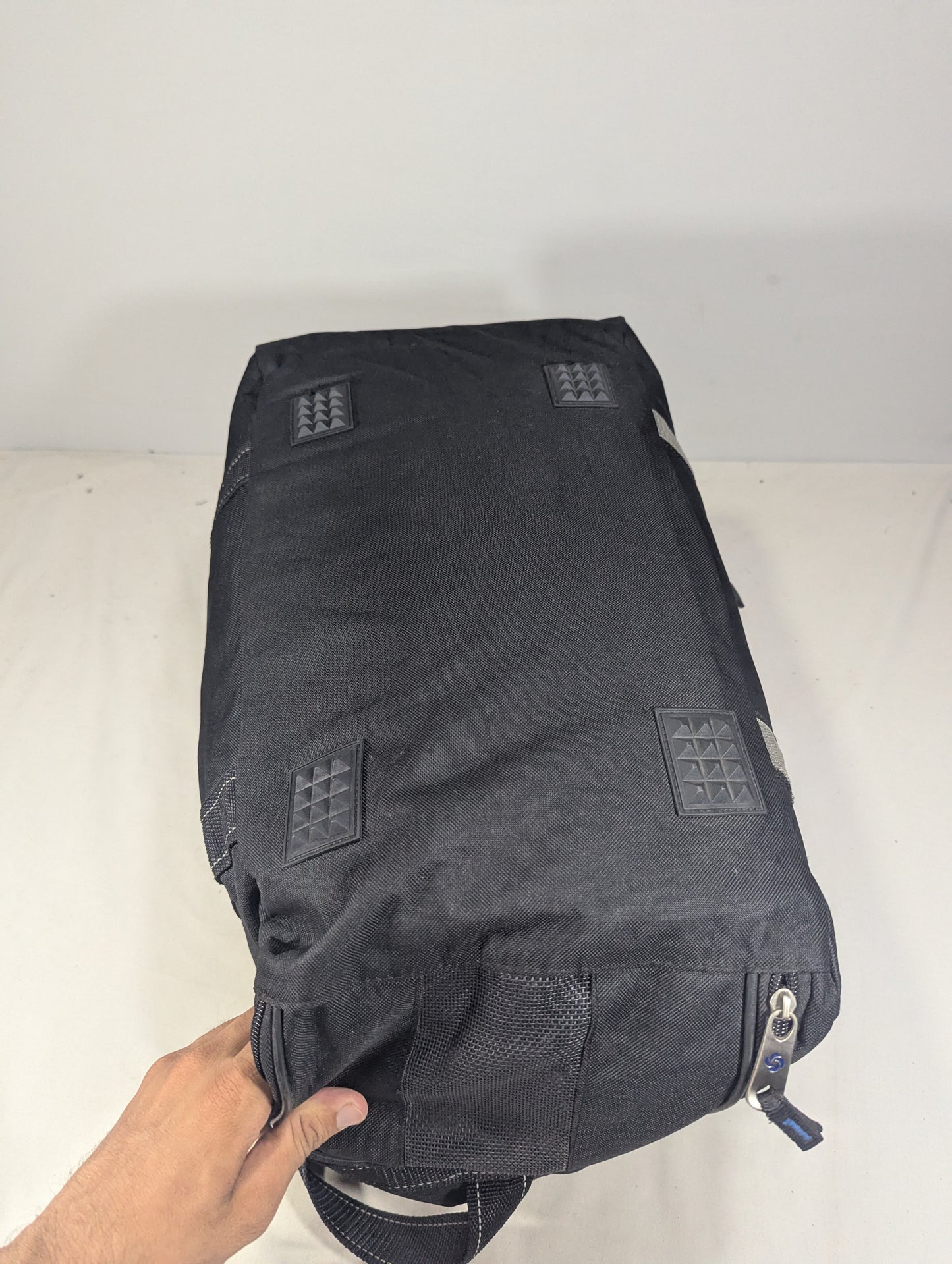 Samsonite original bag with separate shoes portion
