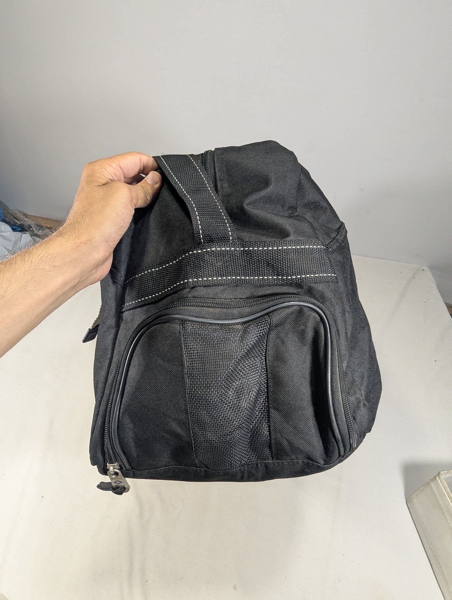 Samsonite original bag with separate shoes portion