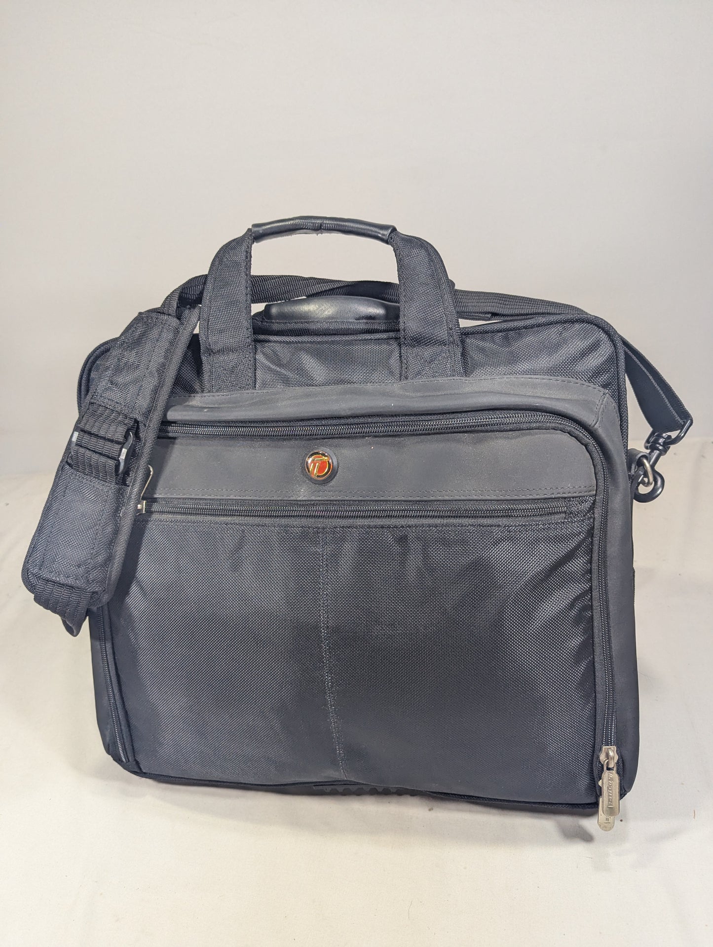 Targus authentic bag