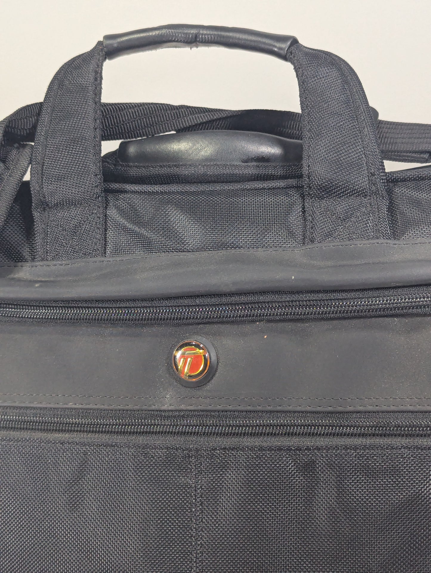 Targus authentic bag