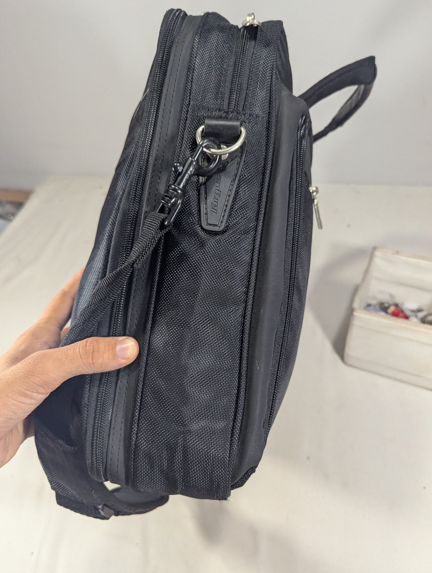 Targus authentic bag