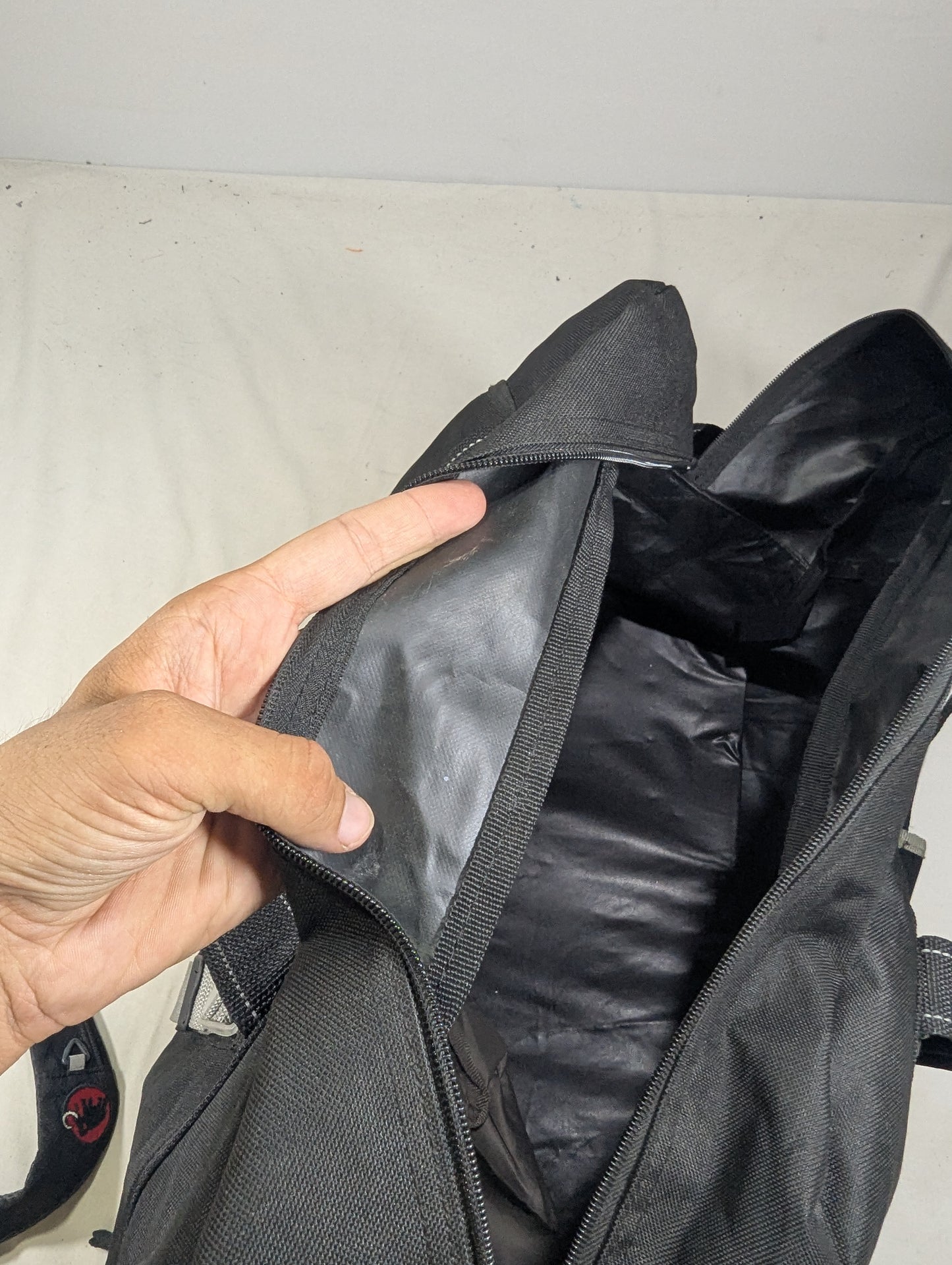 Samsonite original bag with separate shoes portion